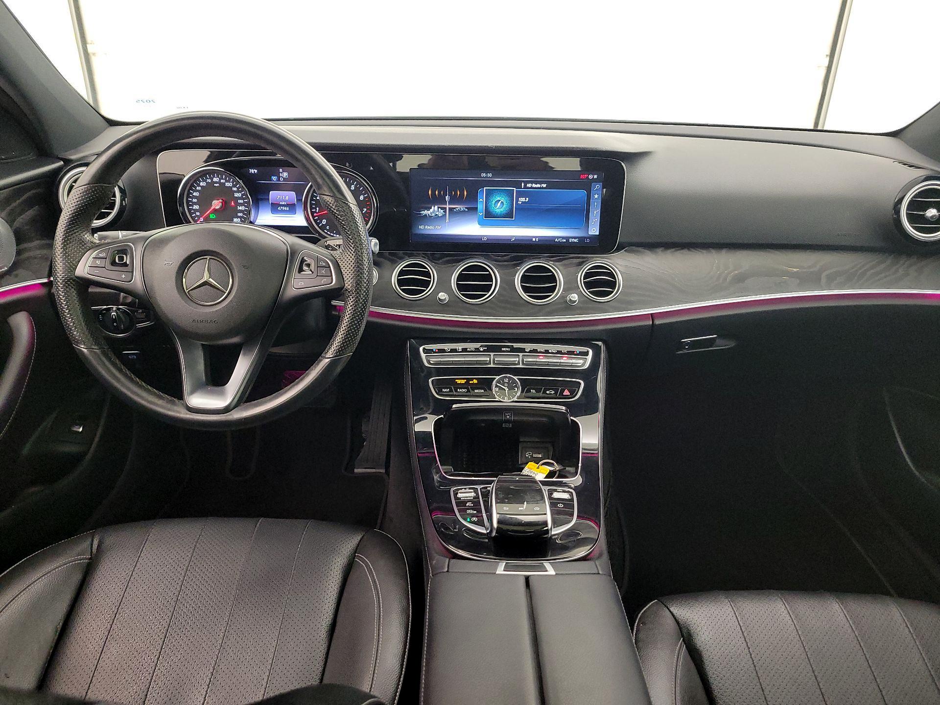 Thumbnail: 2017 Mercedes-Benz E-Class - 8