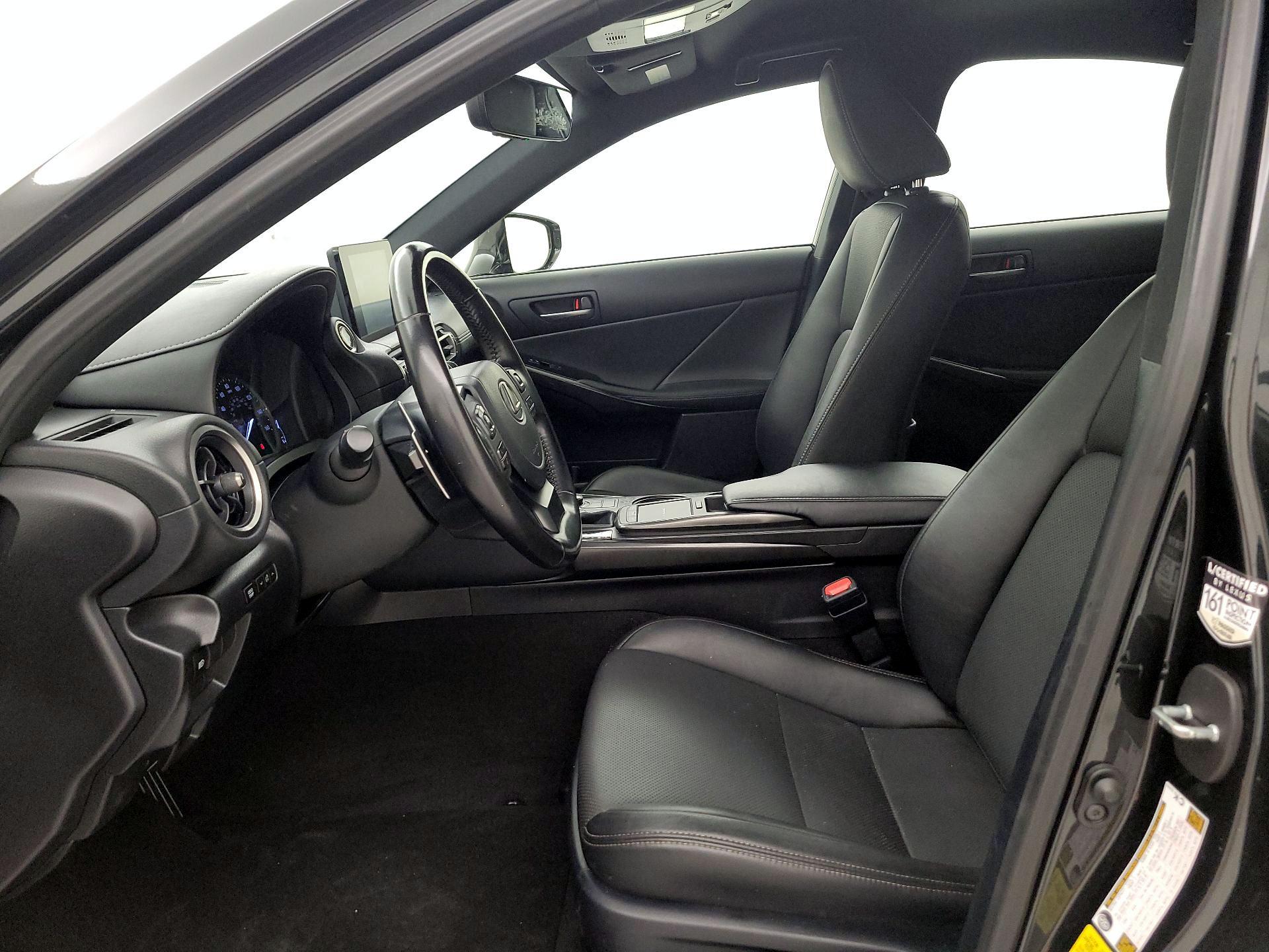 Thumbnail: 2021 Lexus IS - 11