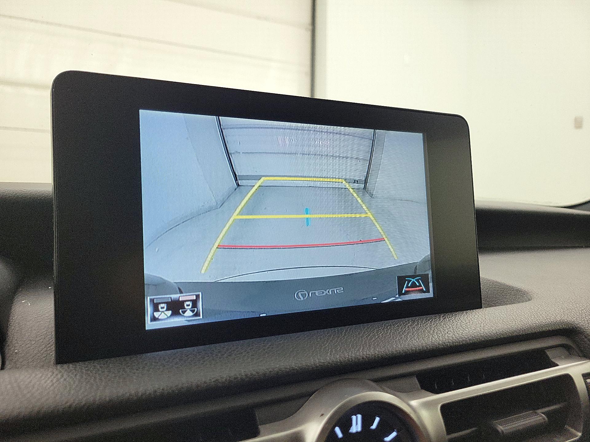 Thumbnail: 2021 Lexus IS - 15