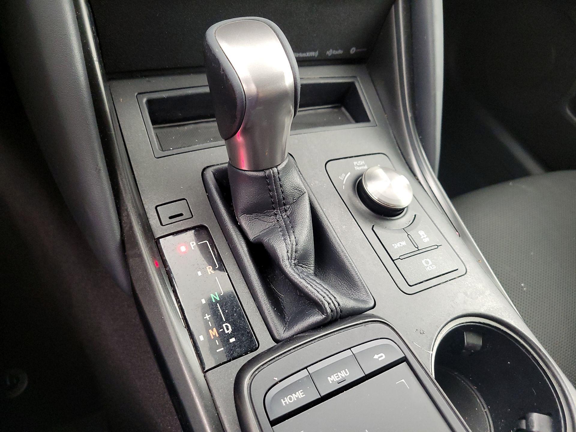 Thumbnail: 2021 Lexus IS - 18