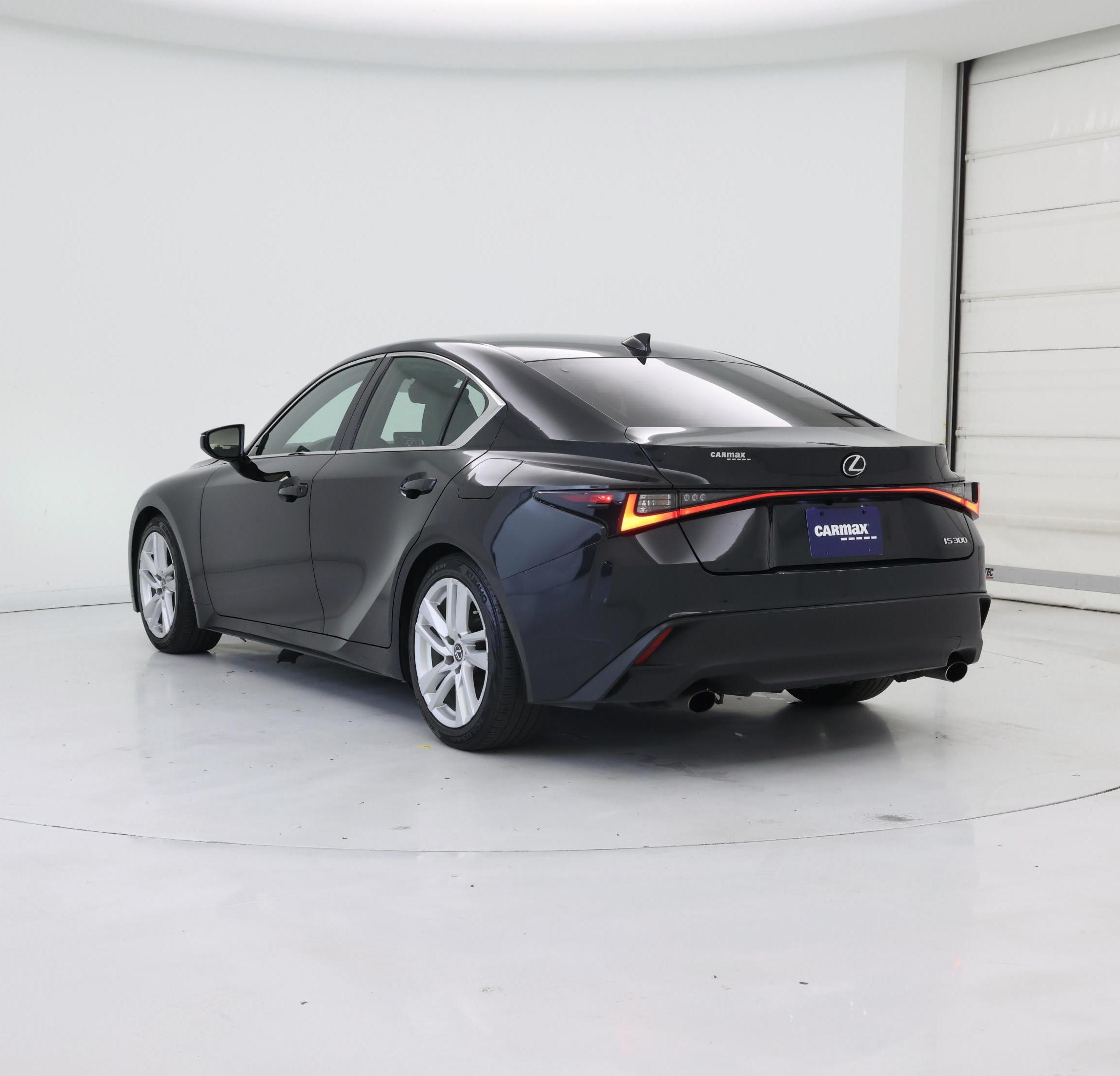 Thumbnail: 2021 Lexus IS - 2