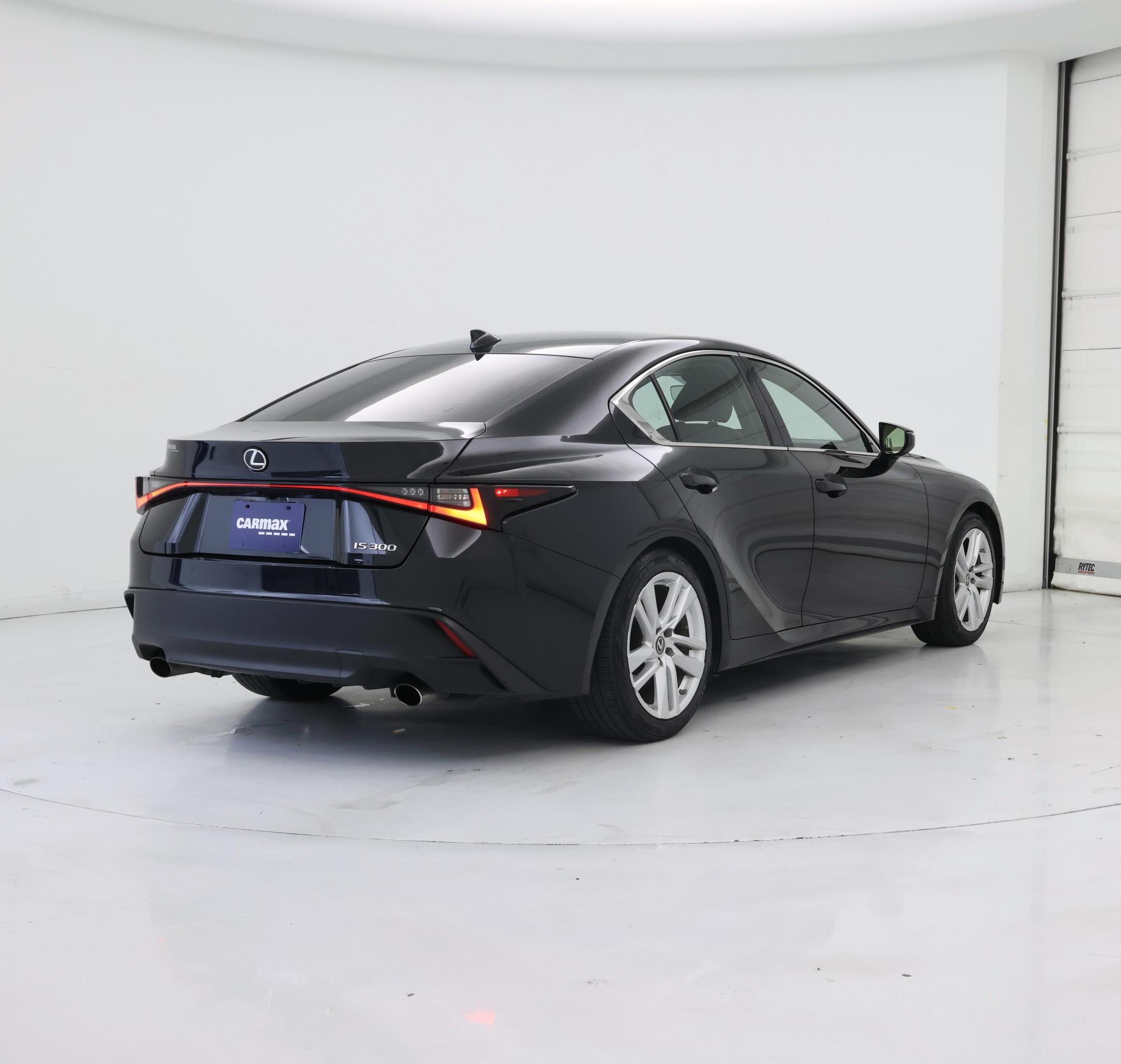 Thumbnail: 2021 Lexus IS - 8