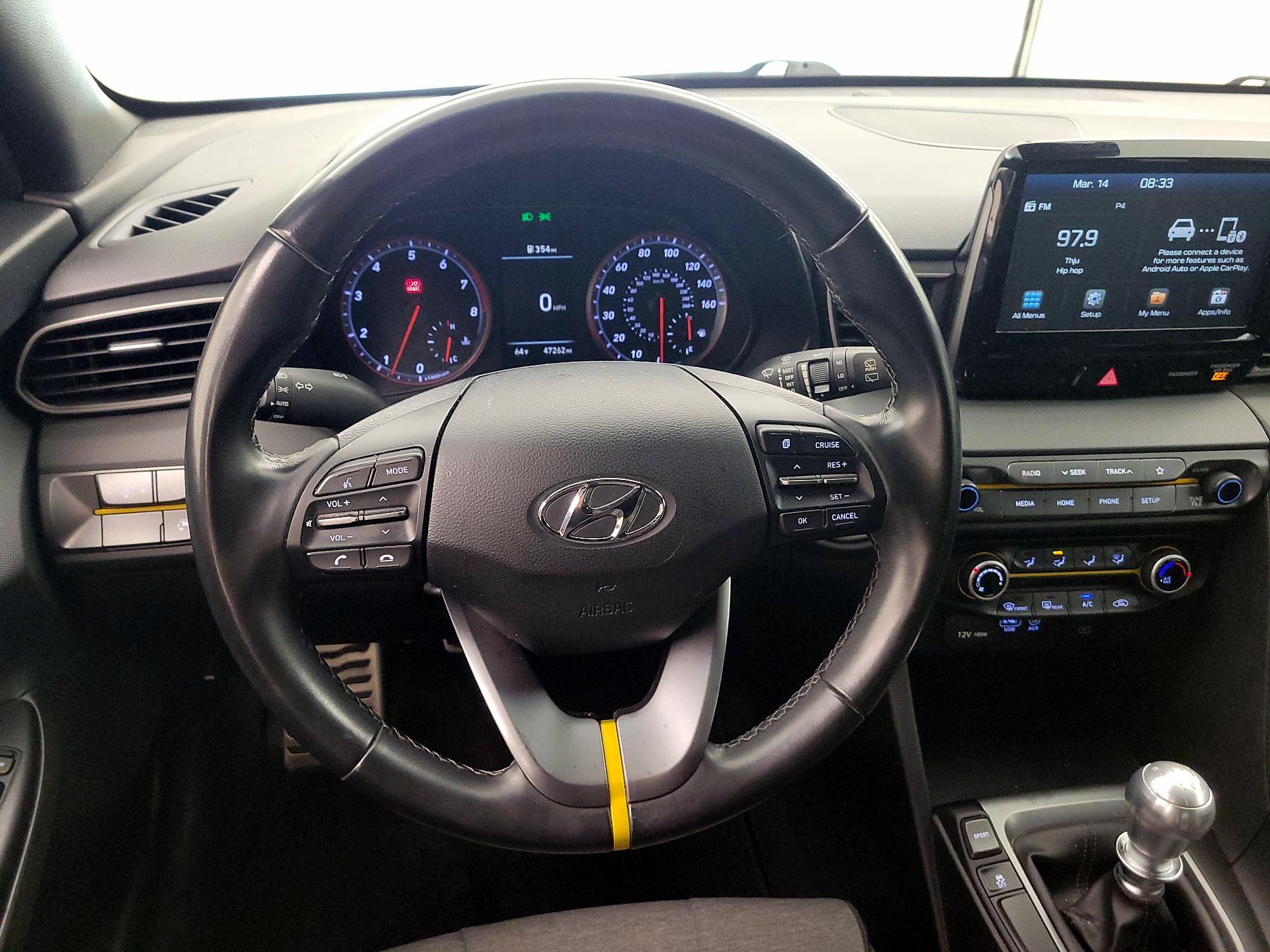 Thumbnail: 2019 Hyundai Veloster - 10