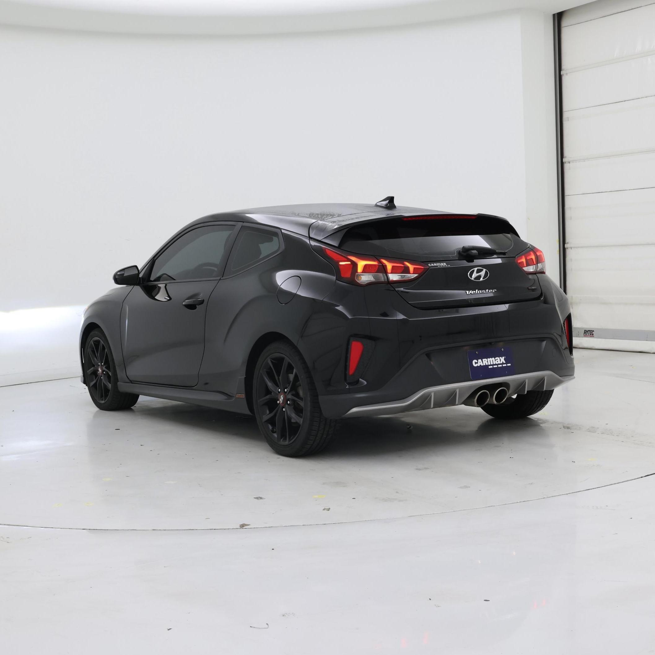 Thumbnail: 2019 Hyundai Veloster - 2