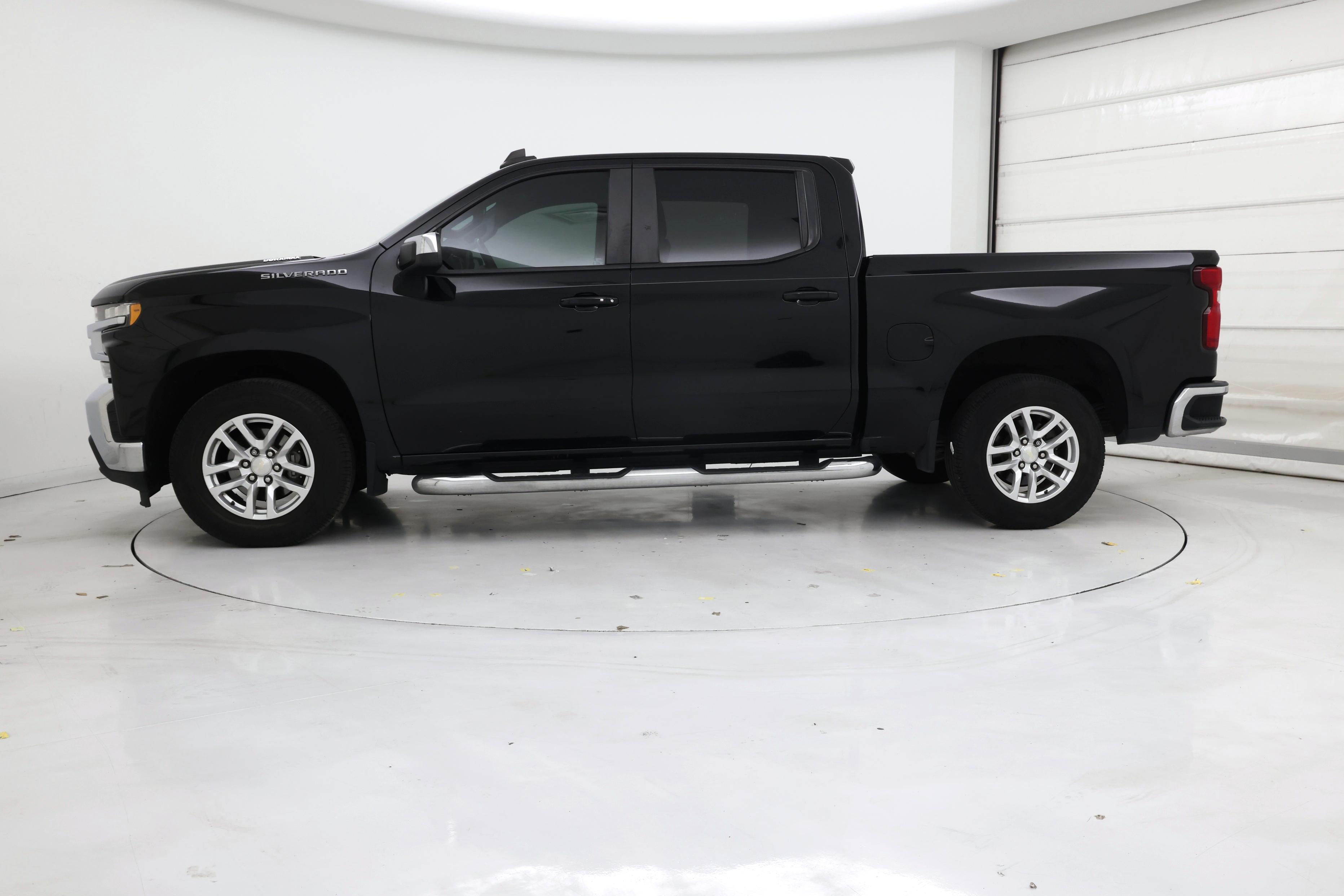 Thumbnail: 2021 Chevrolet Silverado 1500 - 3