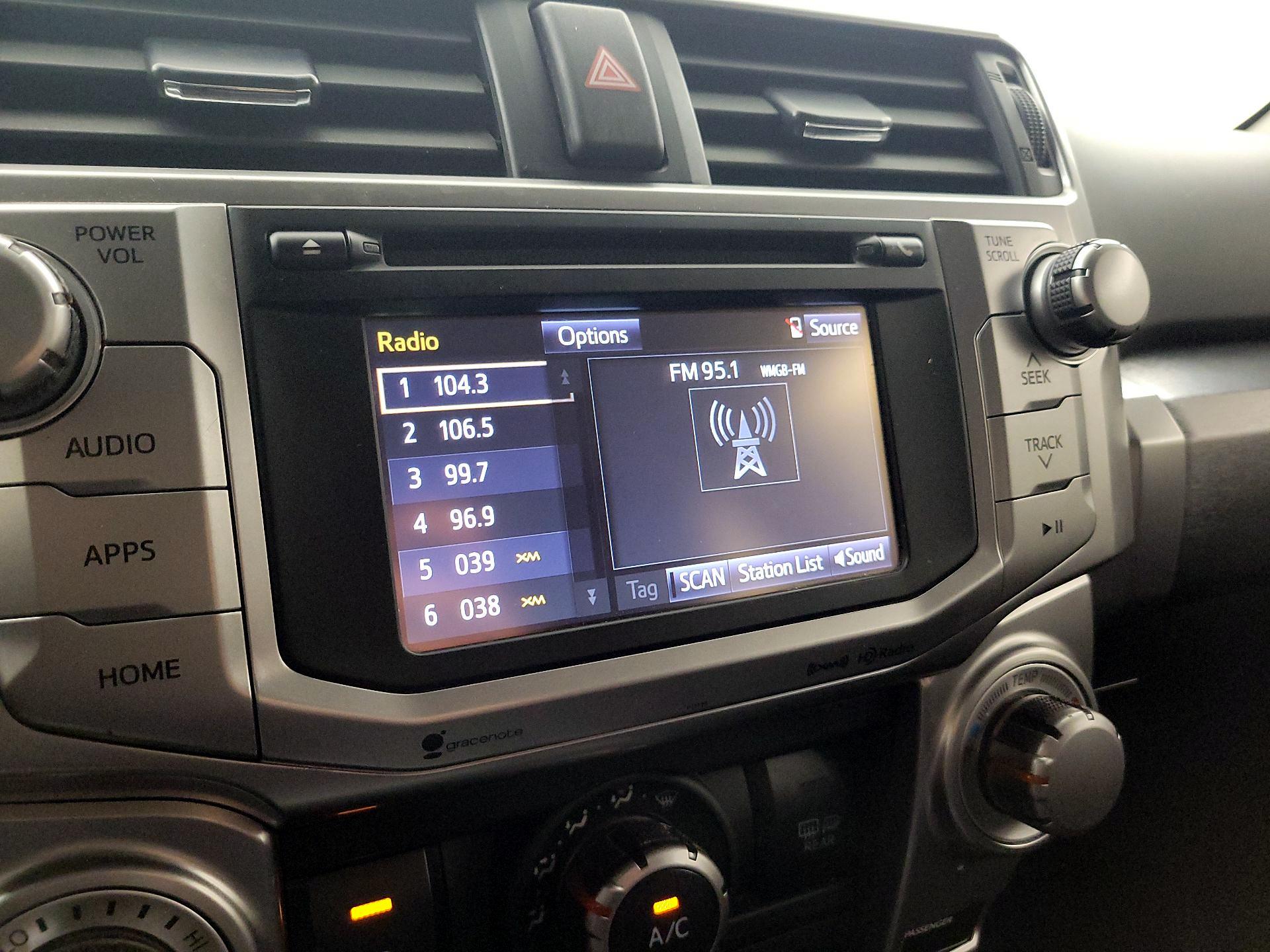 Thumbnail: 2016 Toyota 4Runner - 14