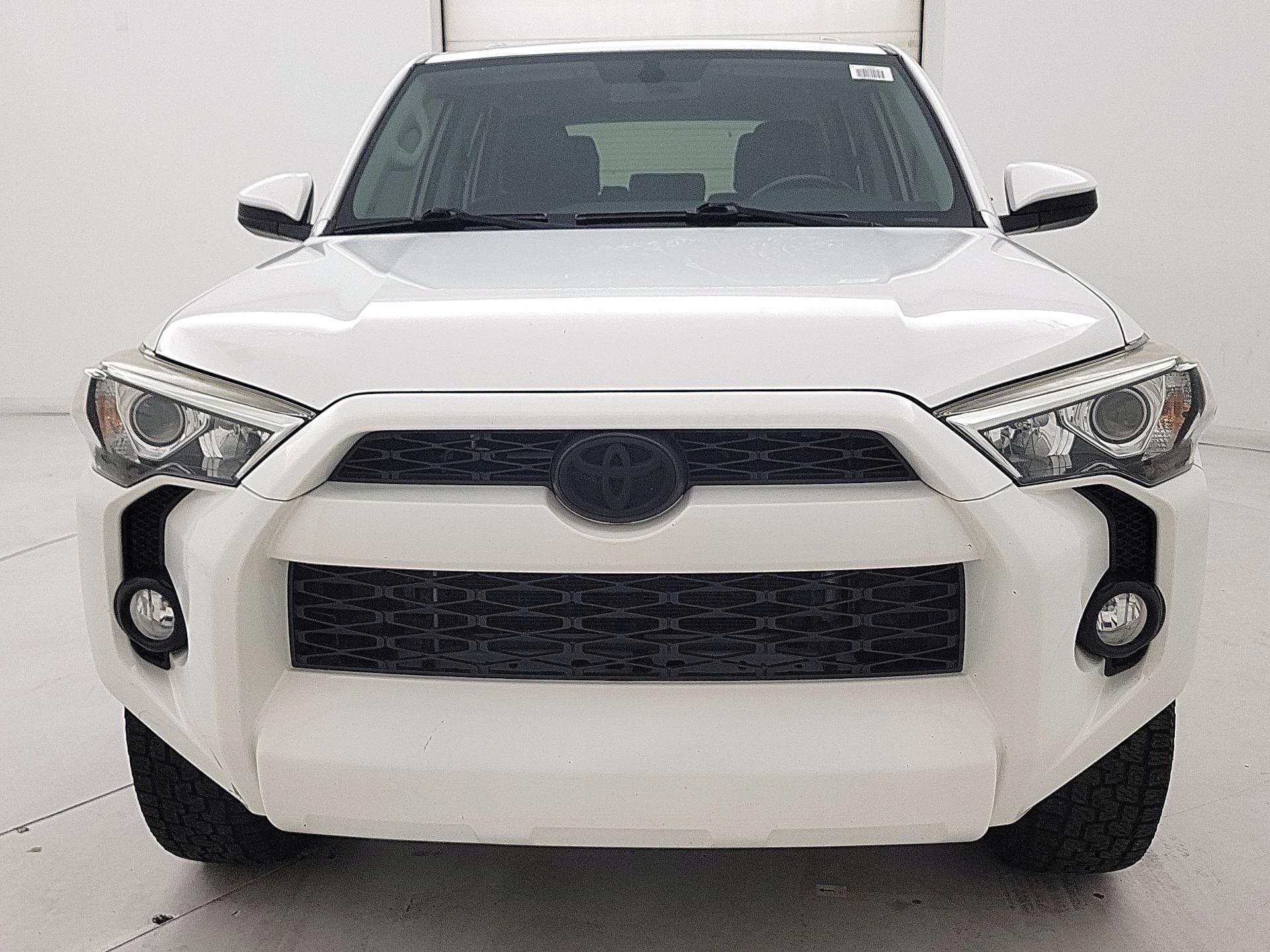 Thumbnail: 2016 Toyota 4Runner - 2