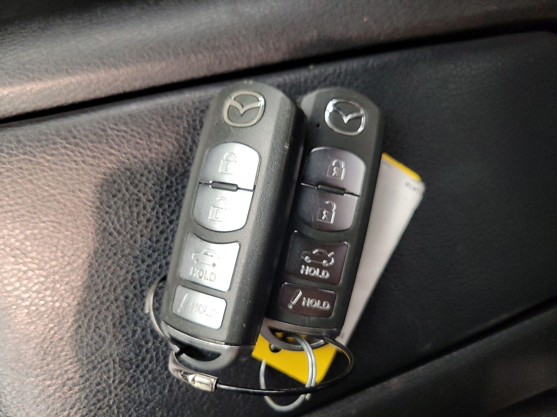 Thumbnail: 2018 Mazda MX-5 Miata - 20