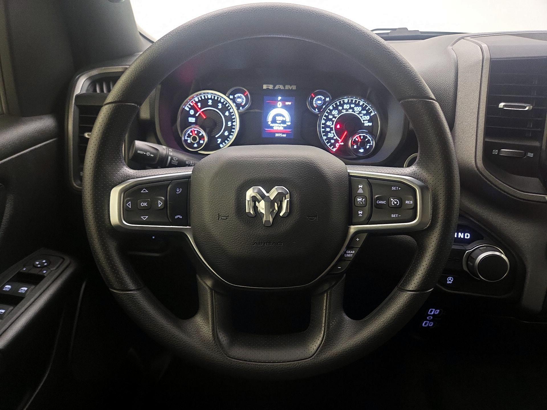 Thumbnail: 2025 RAM 1500 - 10