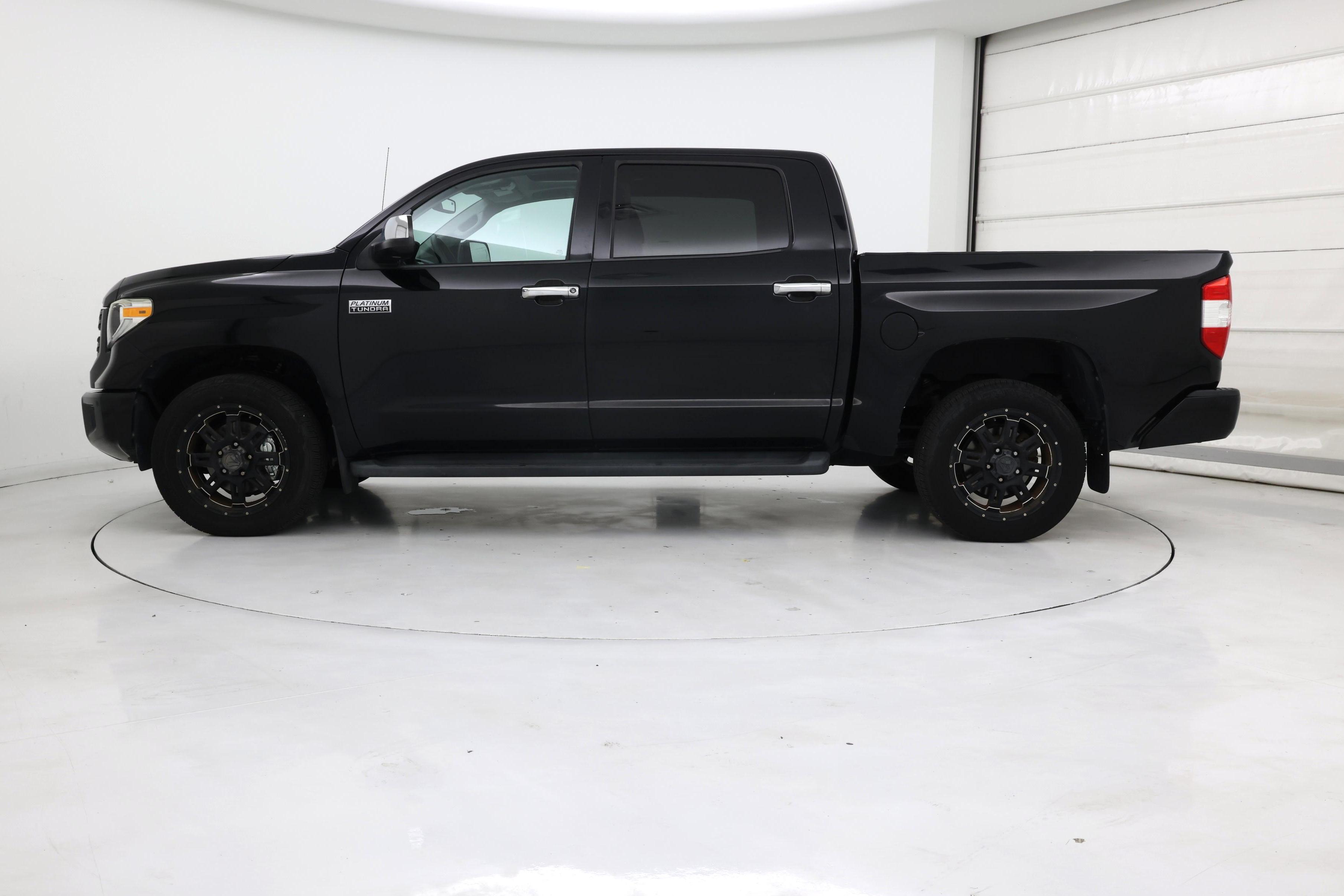 Thumbnail: 2018 Toyota Tundra - 3