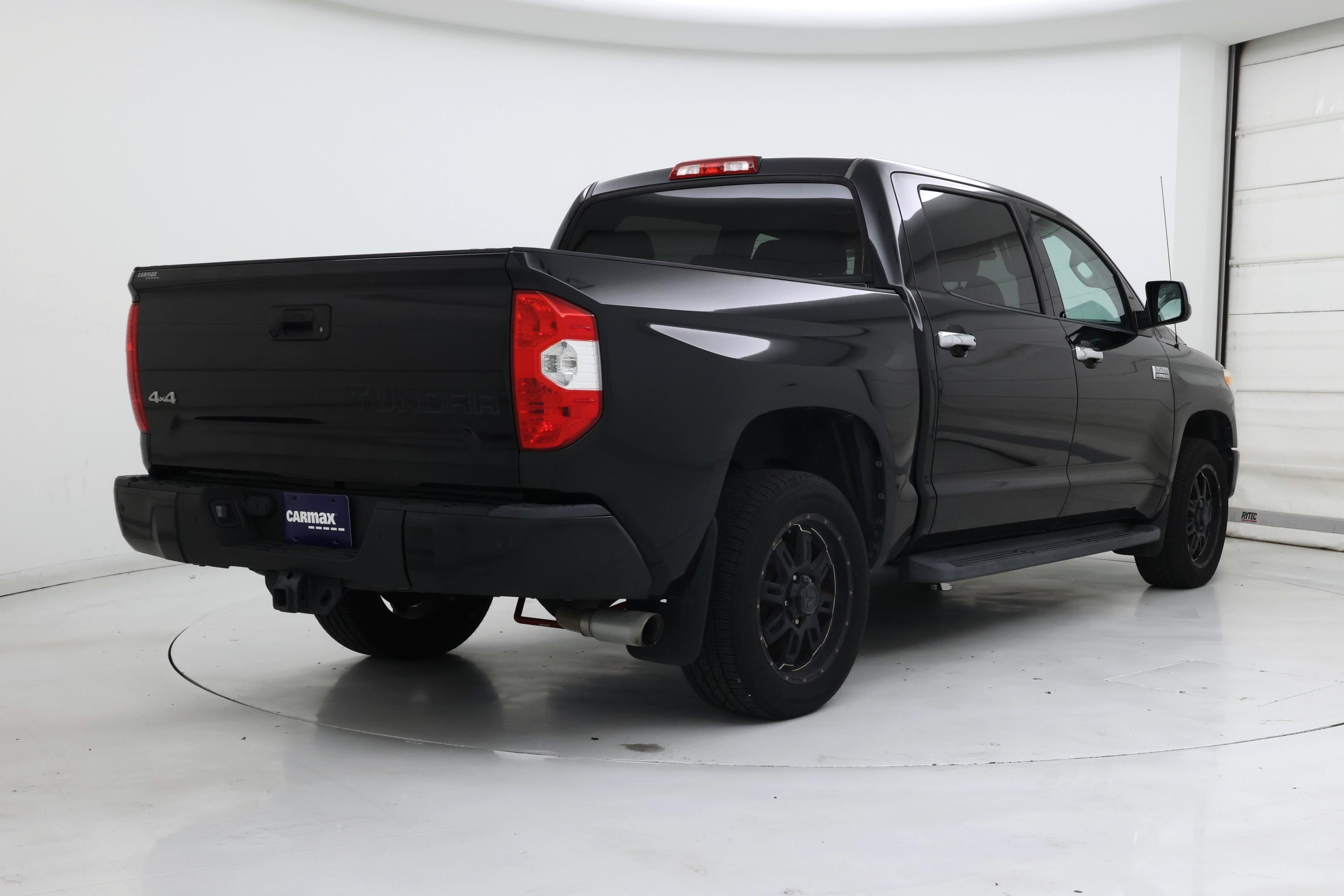 Thumbnail: 2018 Toyota Tundra - 8