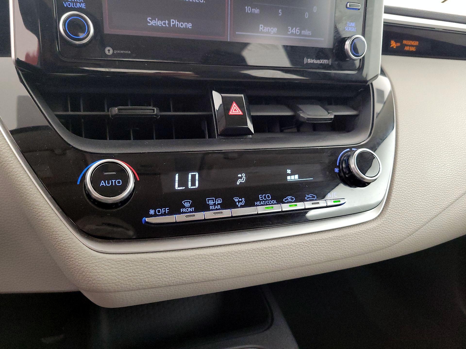 Thumbnail: 2021 Toyota Corolla - 16