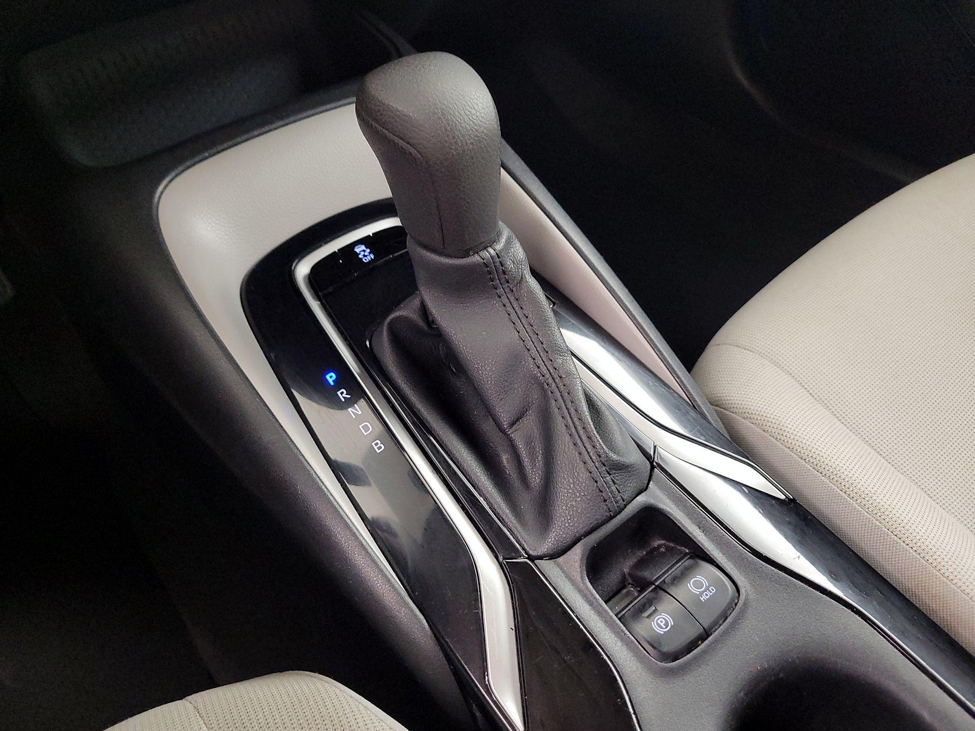 Thumbnail: 2021 Toyota Corolla - 17