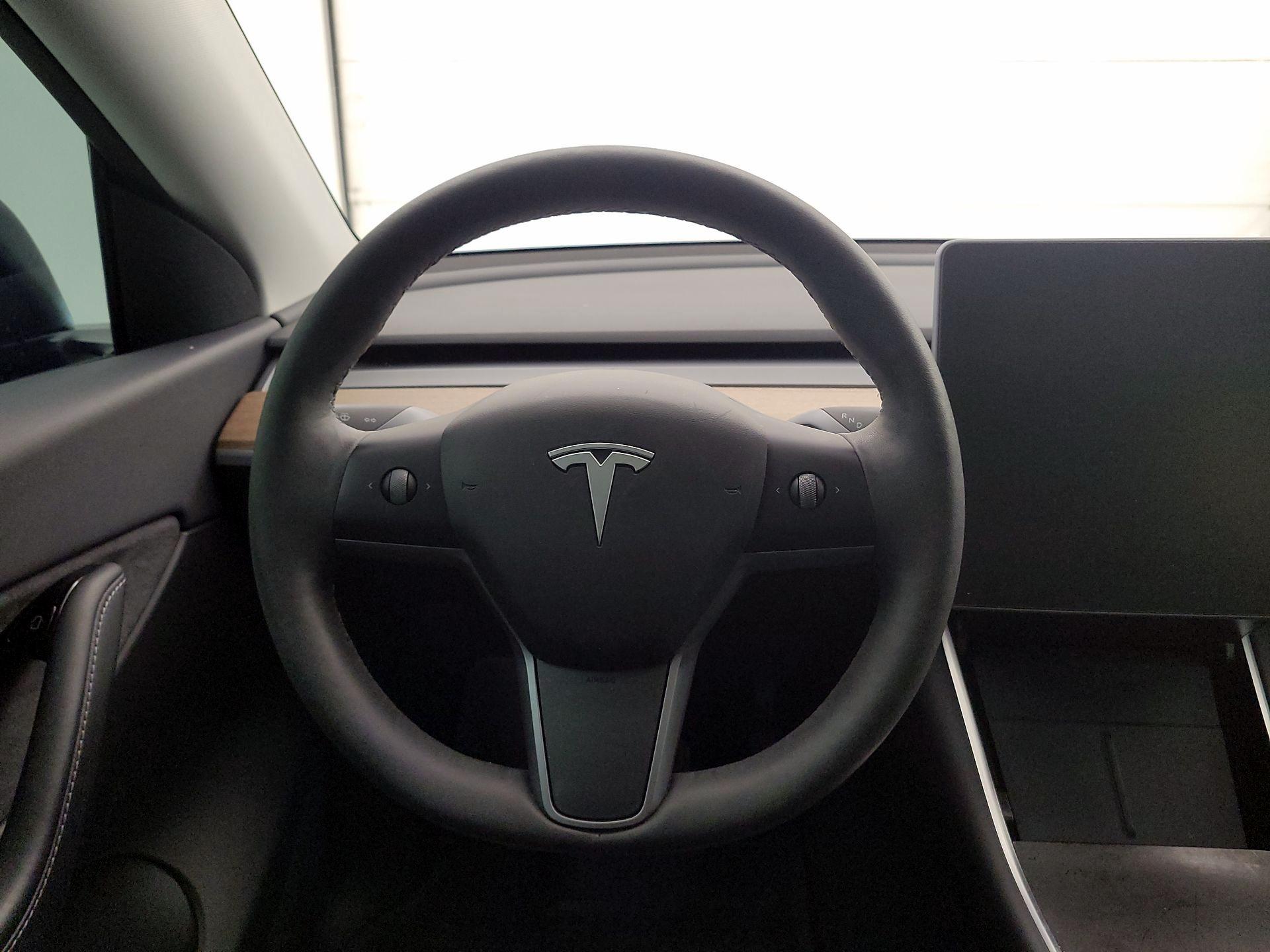 Thumbnail: 2021 Tesla Model Y - 10
