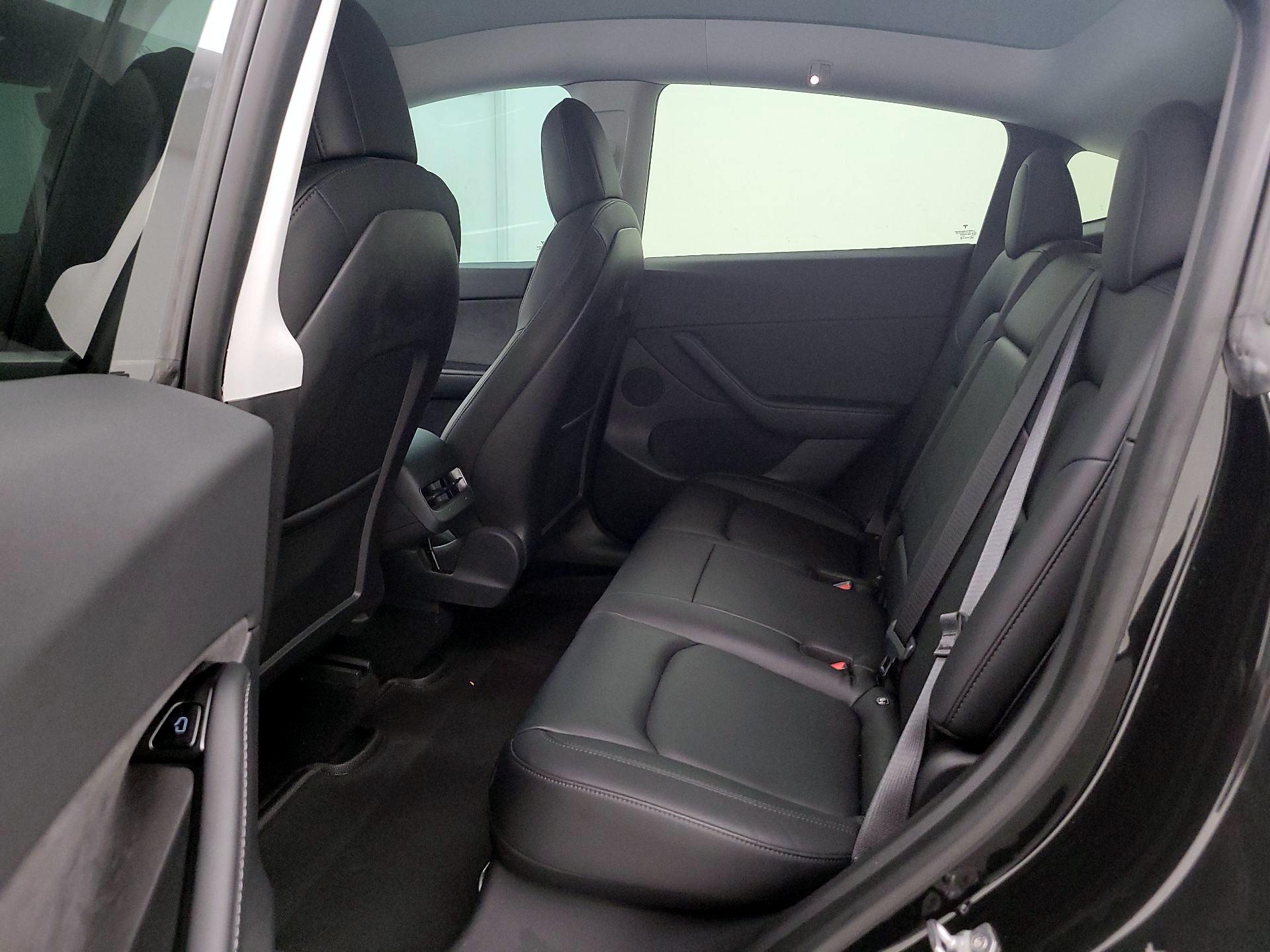 Thumbnail: 2021 Tesla Model Y - 19