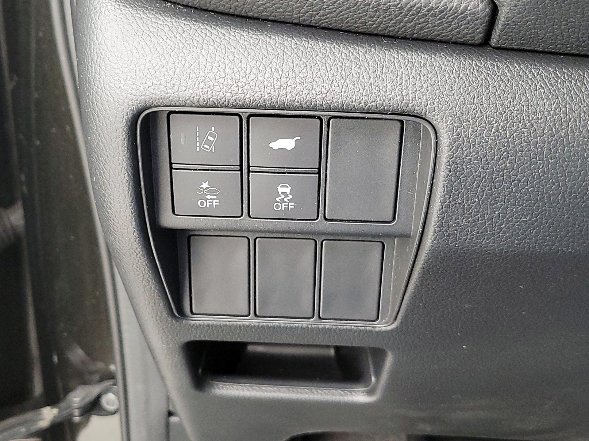 Thumbnail: 2017 Honda CR-V - 13