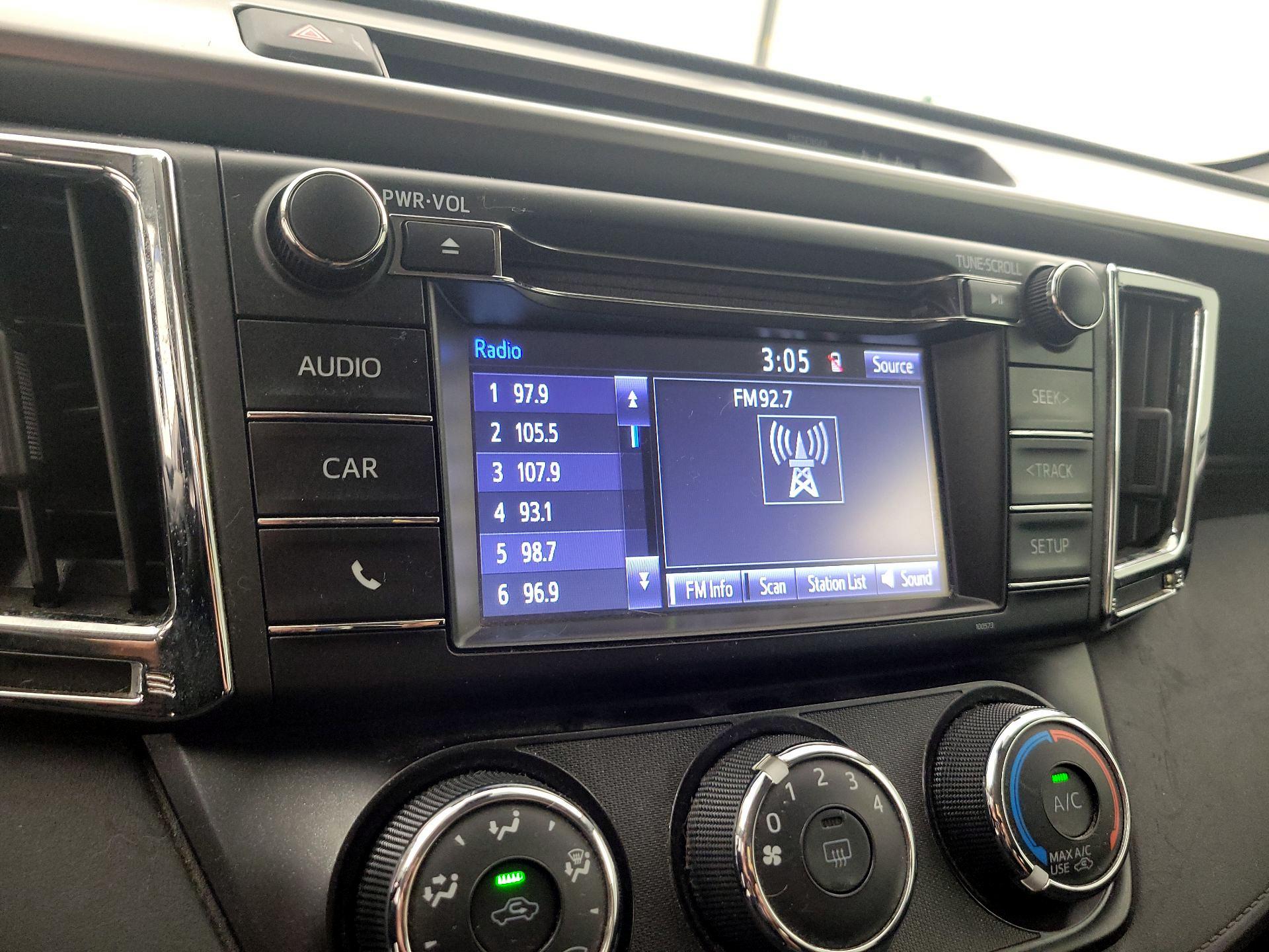 Thumbnail: 2017 Toyota RAV4 - 15