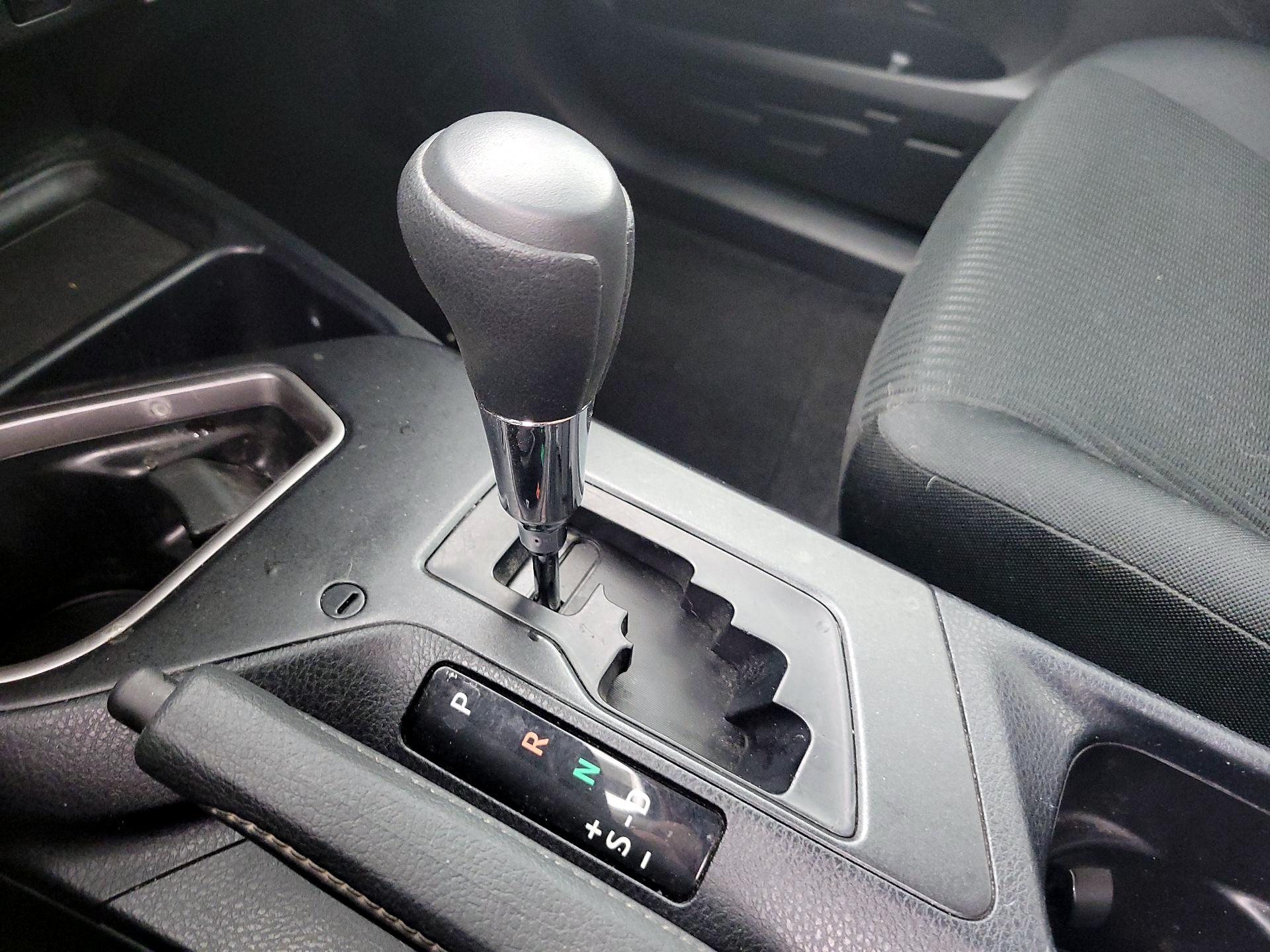 Thumbnail: 2017 Toyota RAV4 - 17