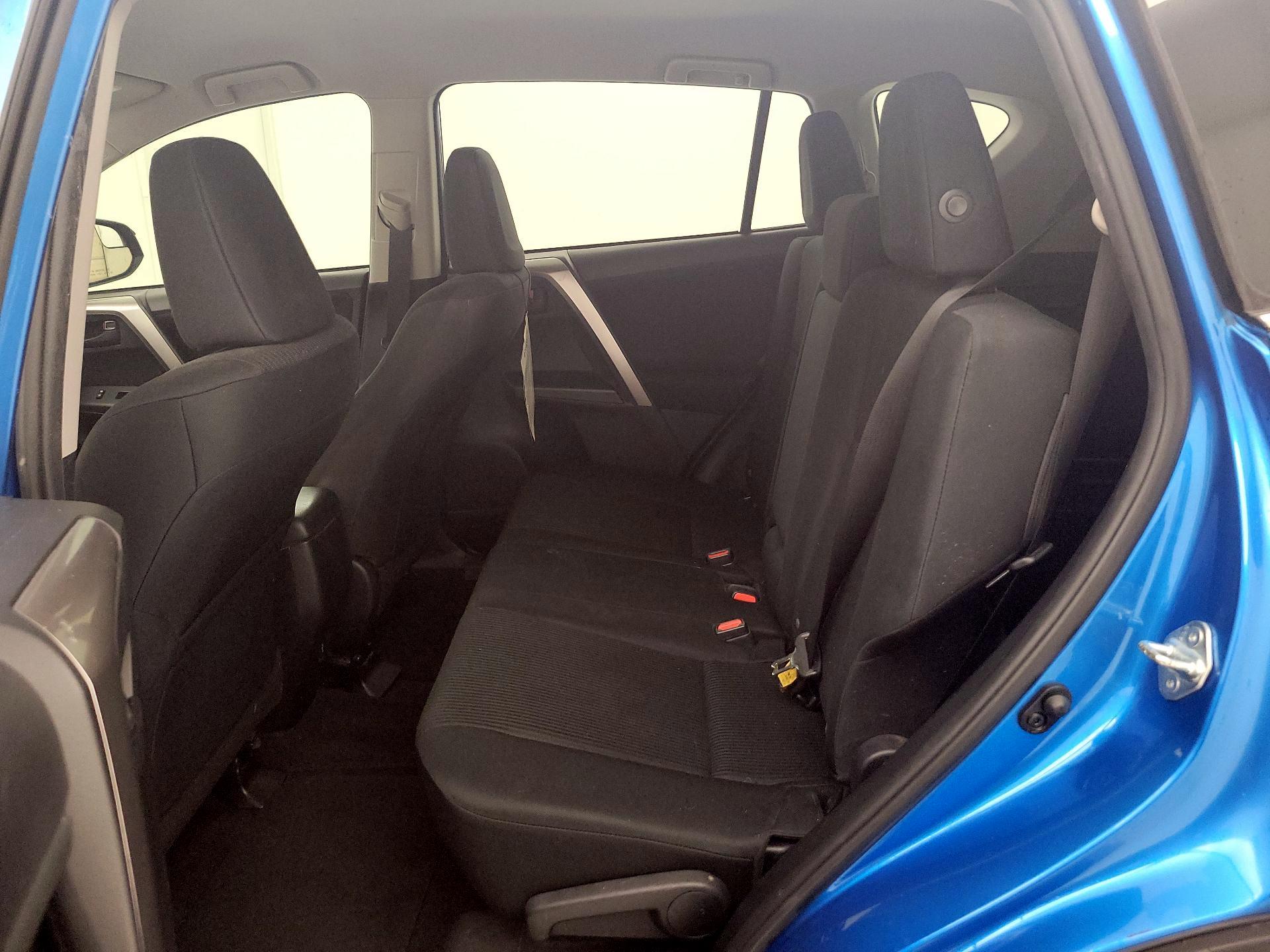 Thumbnail: 2017 Toyota RAV4 - 19