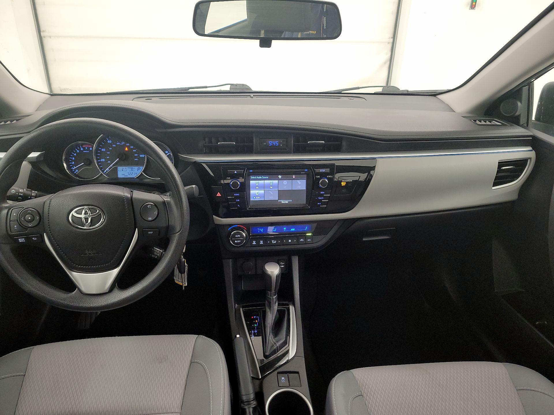 Thumbnail: 2015 Toyota Corolla - 9