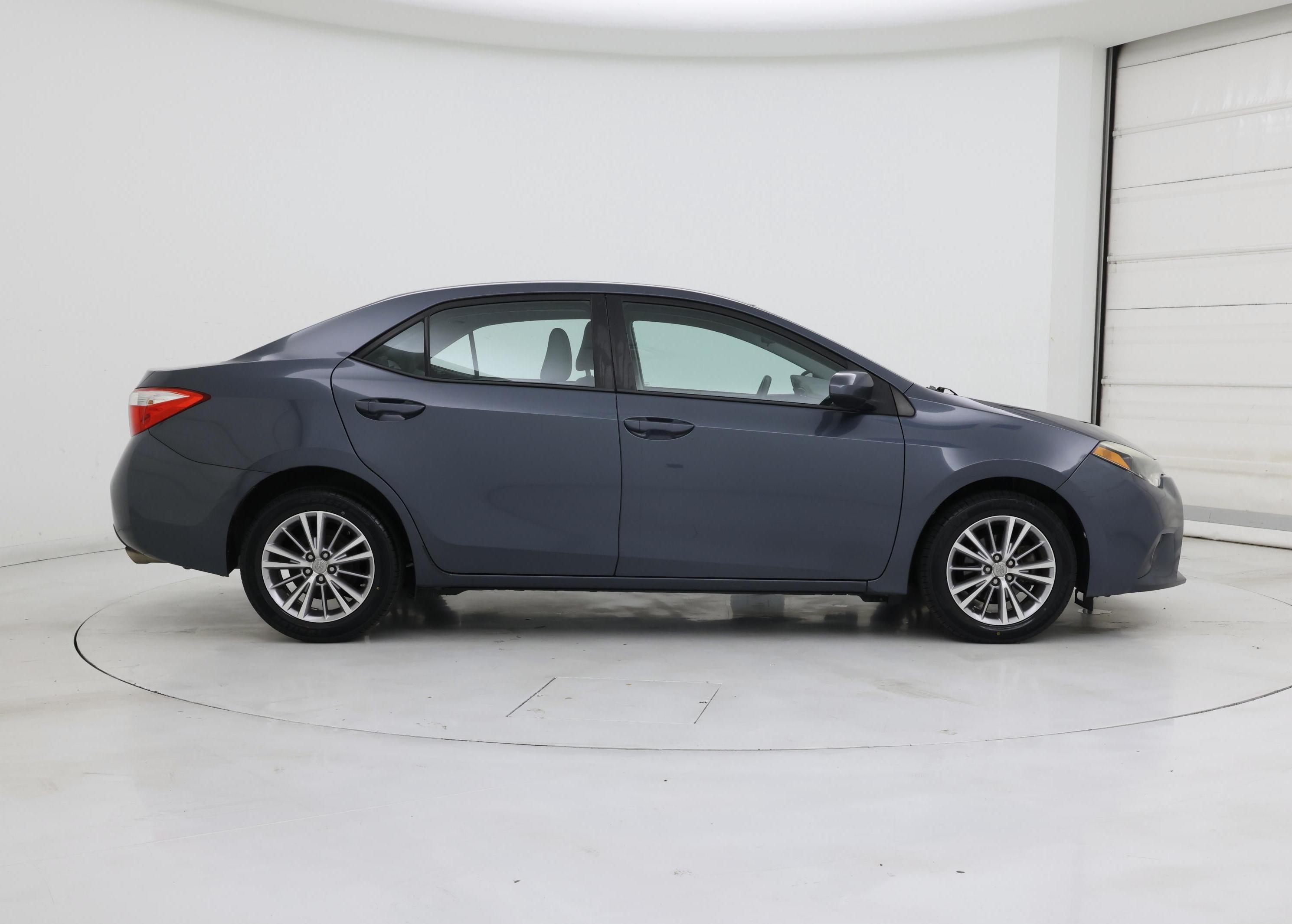 Thumbnail: 2015 Toyota Corolla - 7