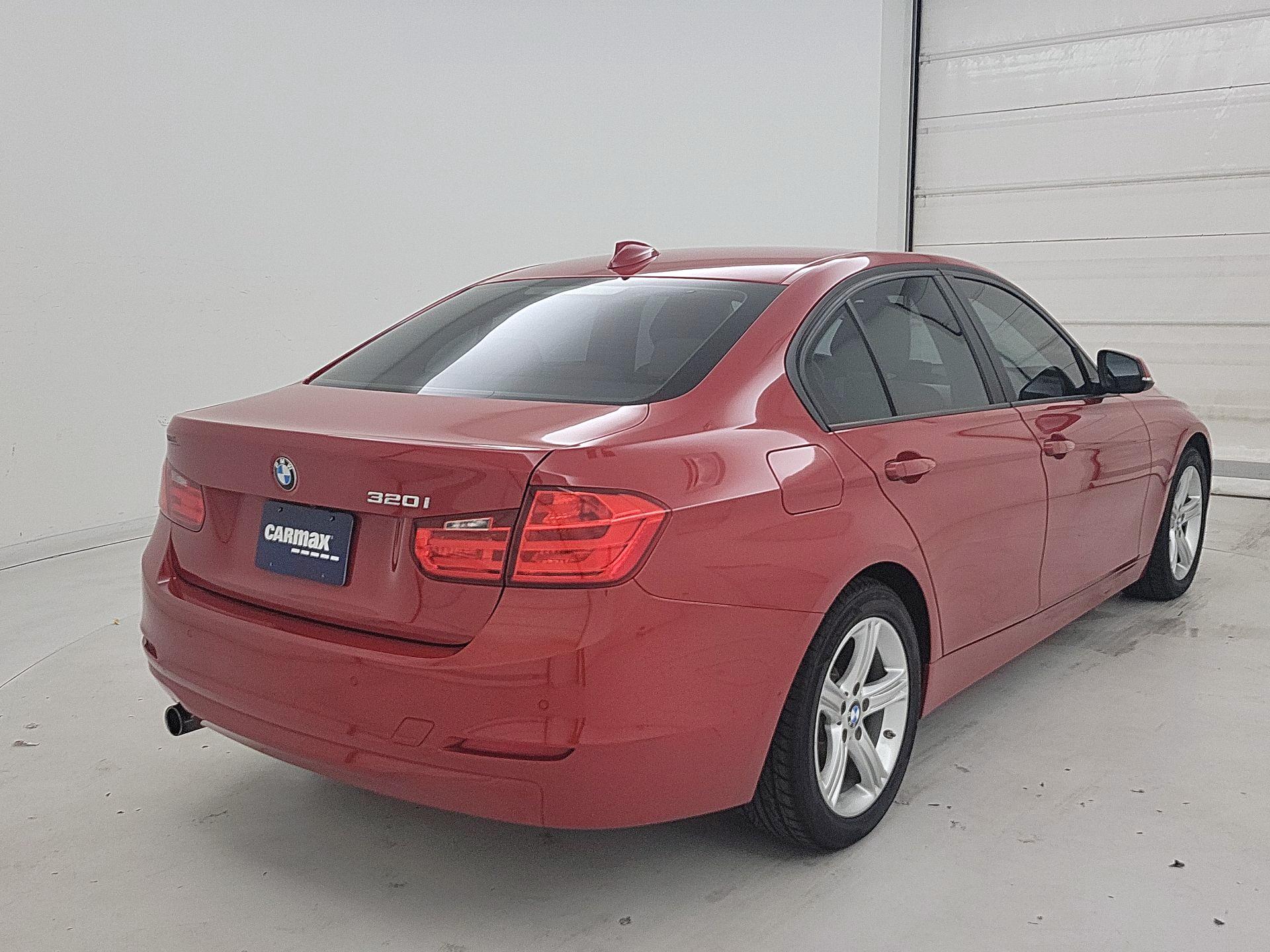 Thumbnail: 2015 BMW 3 Series - 5