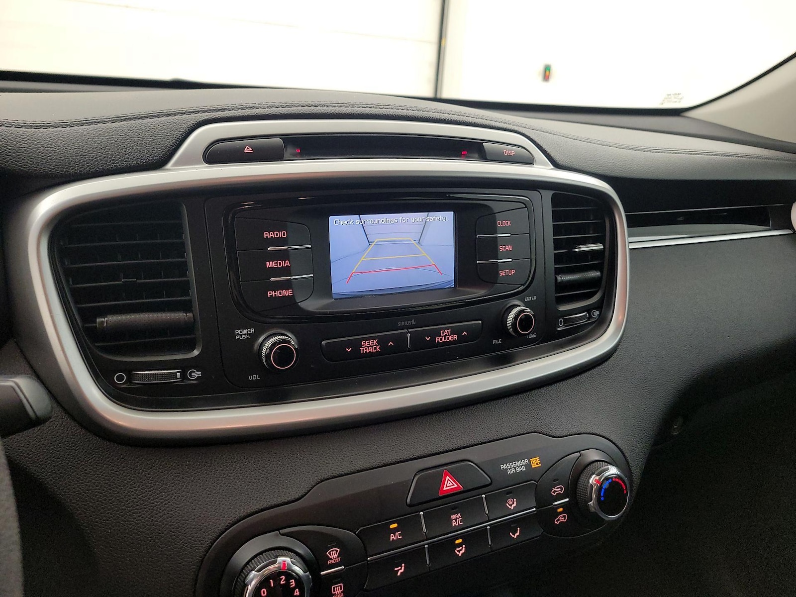 2017 Kia Sorento LX - Photo 13