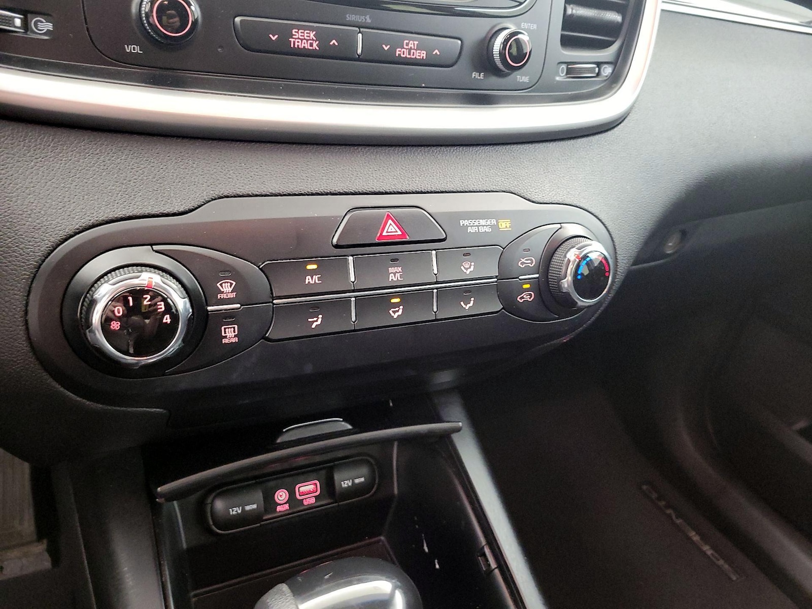 2017 Kia Sorento LX - Photo 15