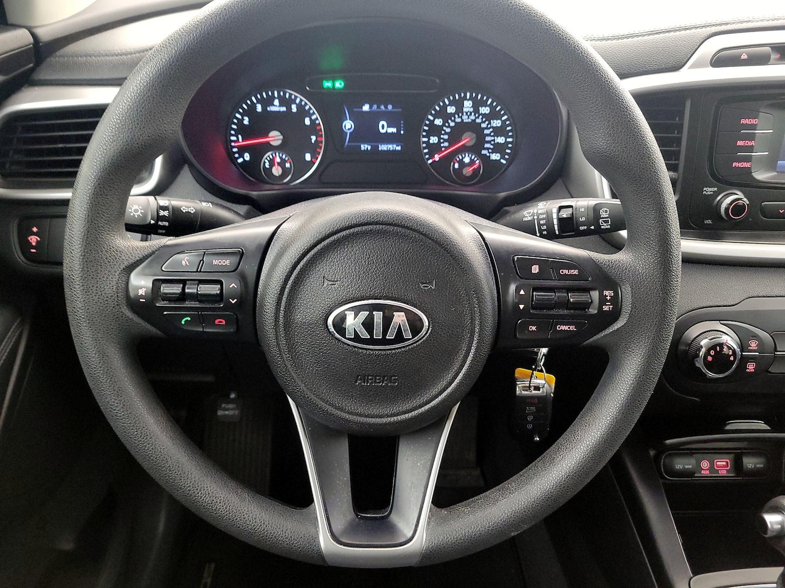 2017 Kia Sorento LX - Photo 9