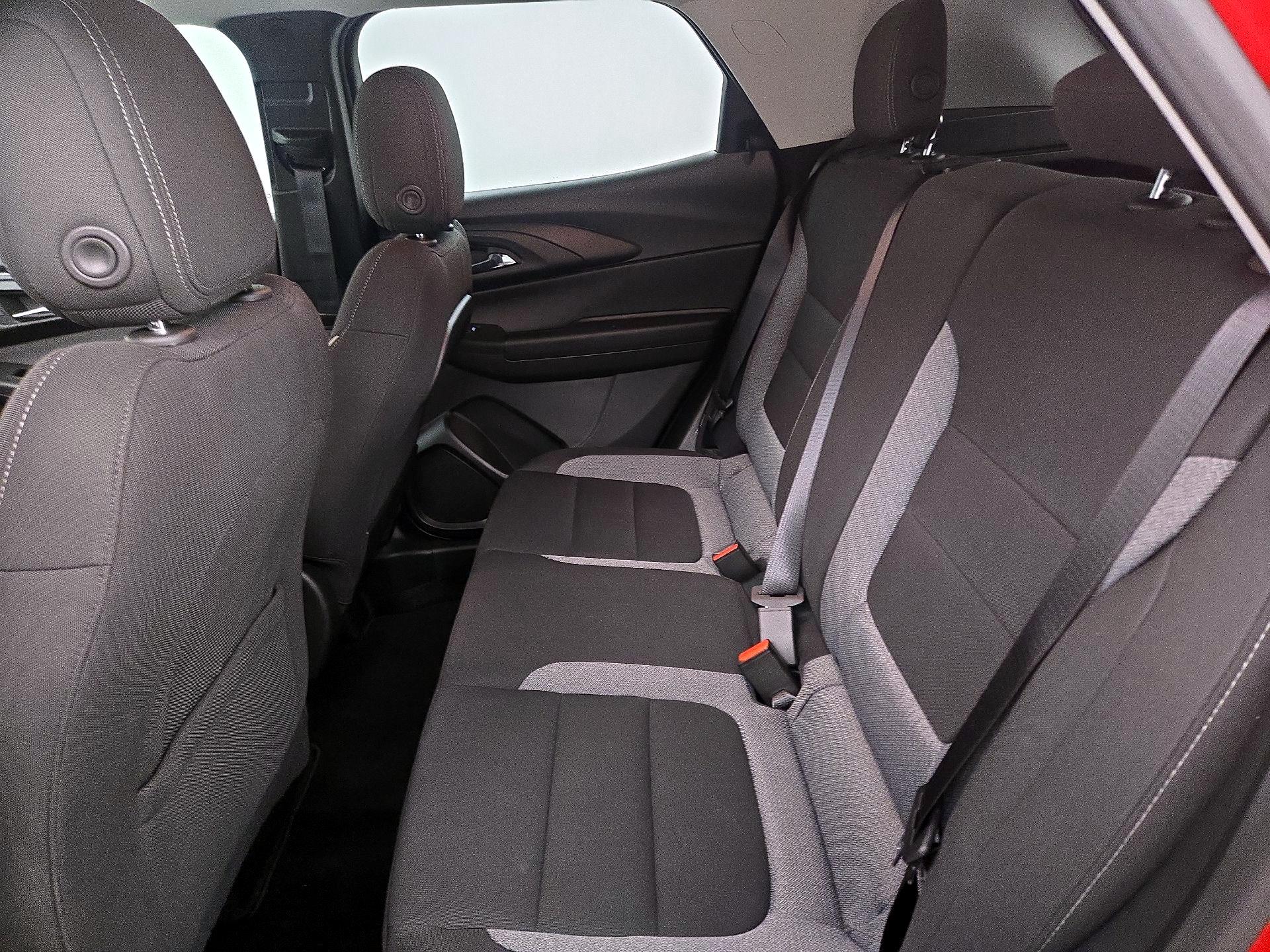 Thumbnail: 2026 Chevrolet TrailBlazer - 19