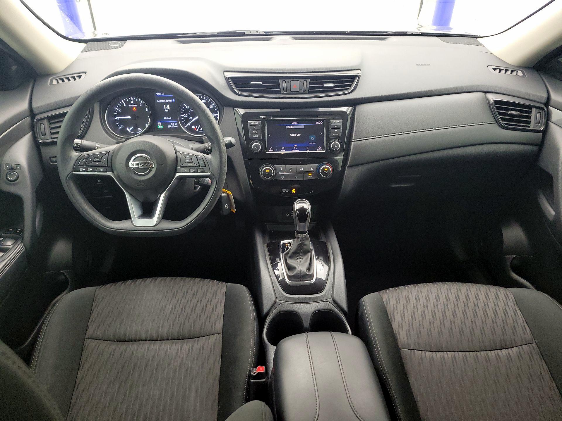 Thumbnail: 2020 Nissan Rogue - 9