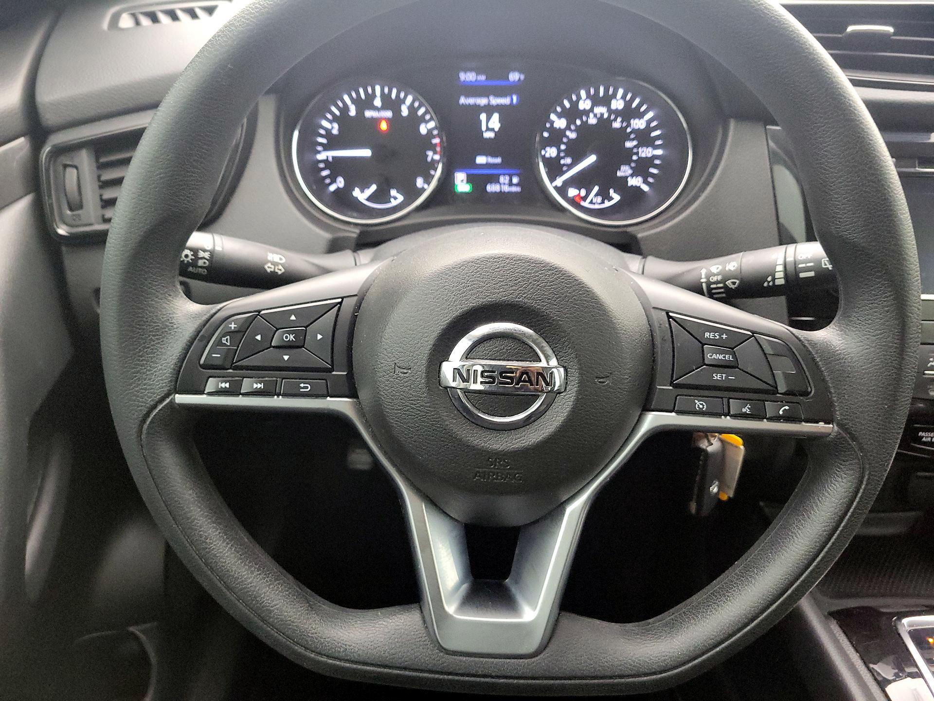 Thumbnail: 2020 Nissan Rogue - 10