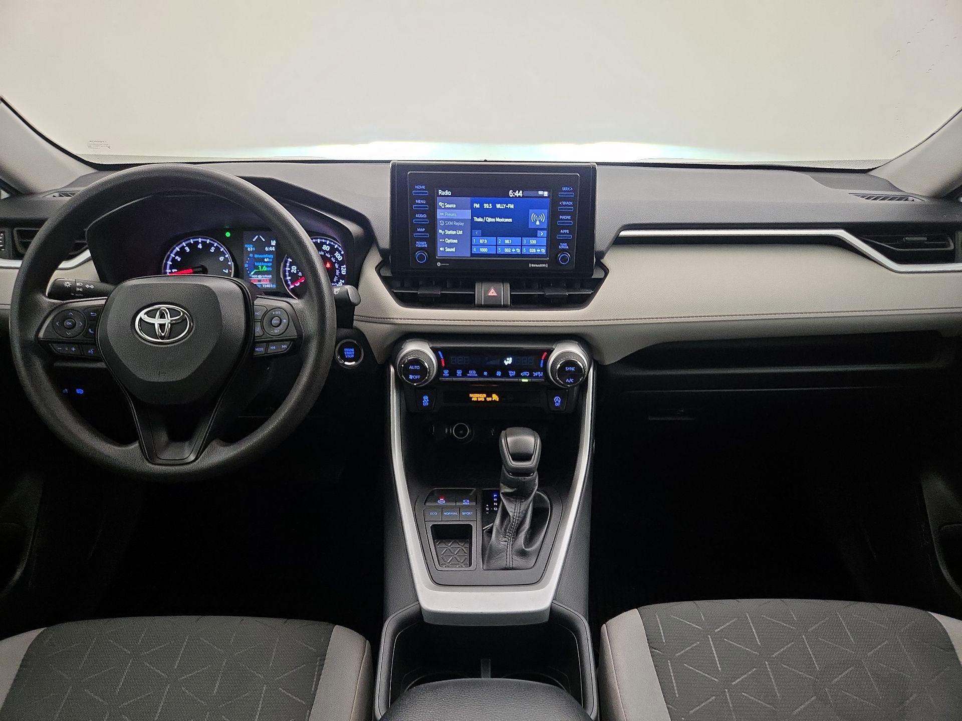 Thumbnail: 2022 Toyota RAV4 - 9