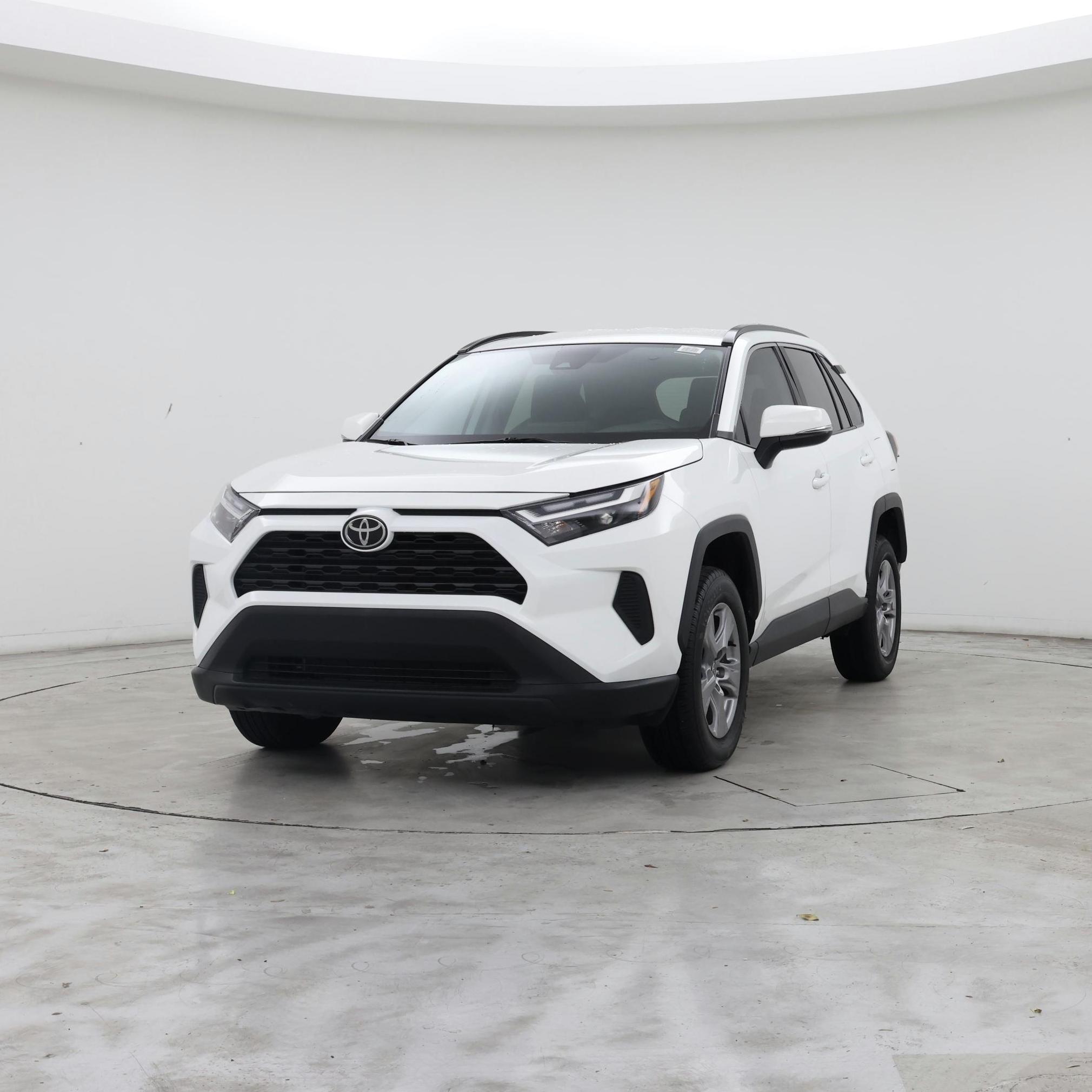 Thumbnail: 2022 Toyota RAV4 - 4