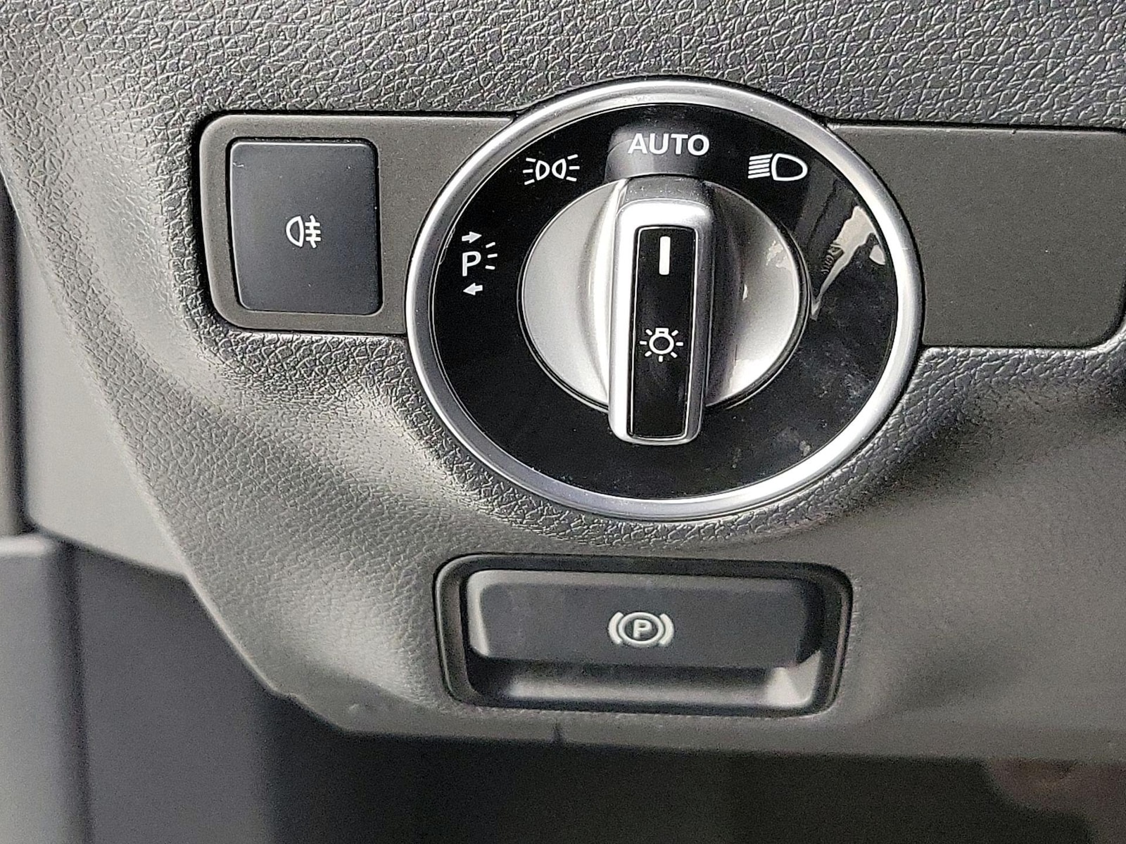 2019 Mercedes-Benz GLA-Class GLA250 - Photo 14