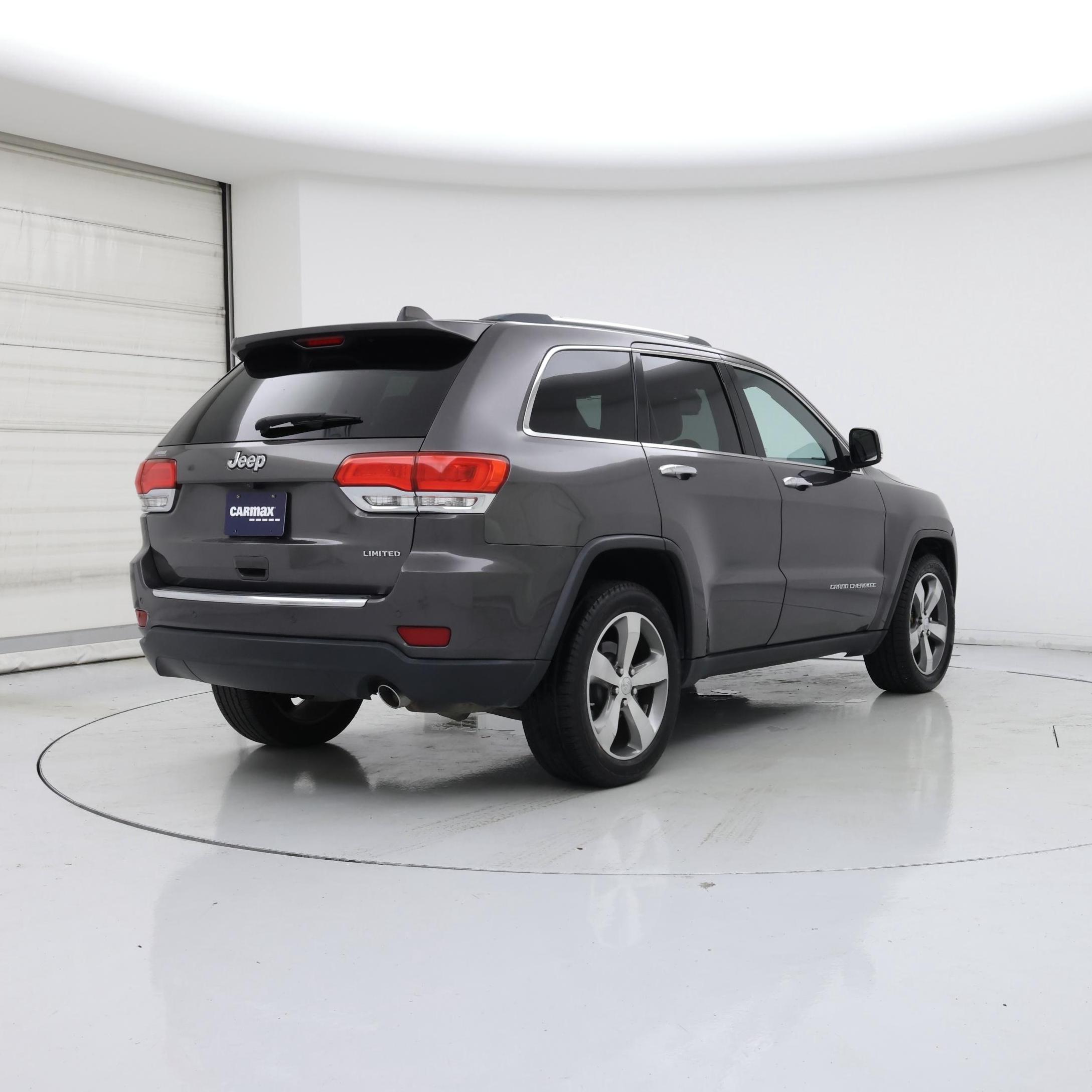 Thumbnail: 2015 Jeep Grand Cherokee - 8
