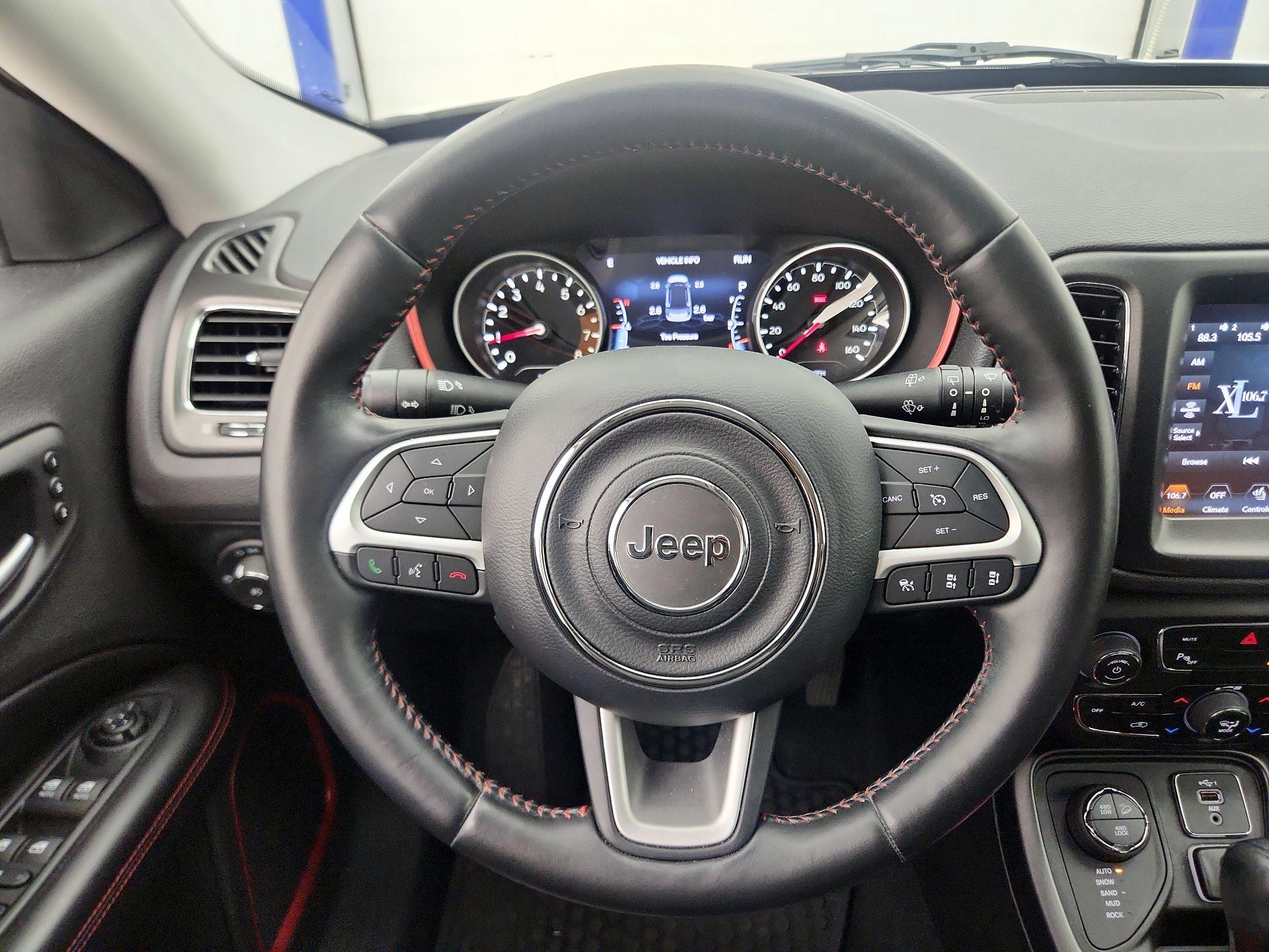 Thumbnail: 2021 Jeep Compass - 10