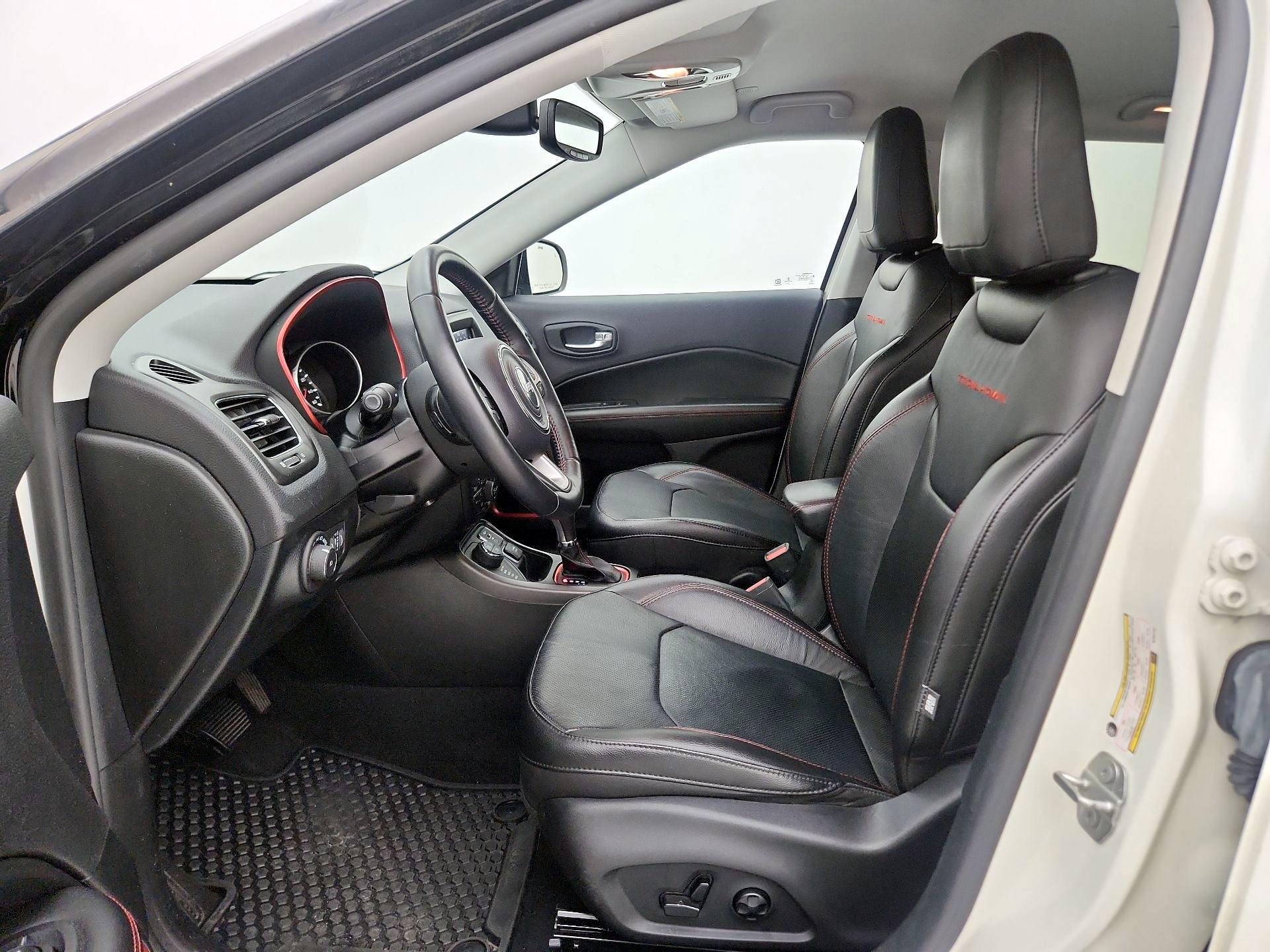 Thumbnail: 2021 Jeep Compass - 11