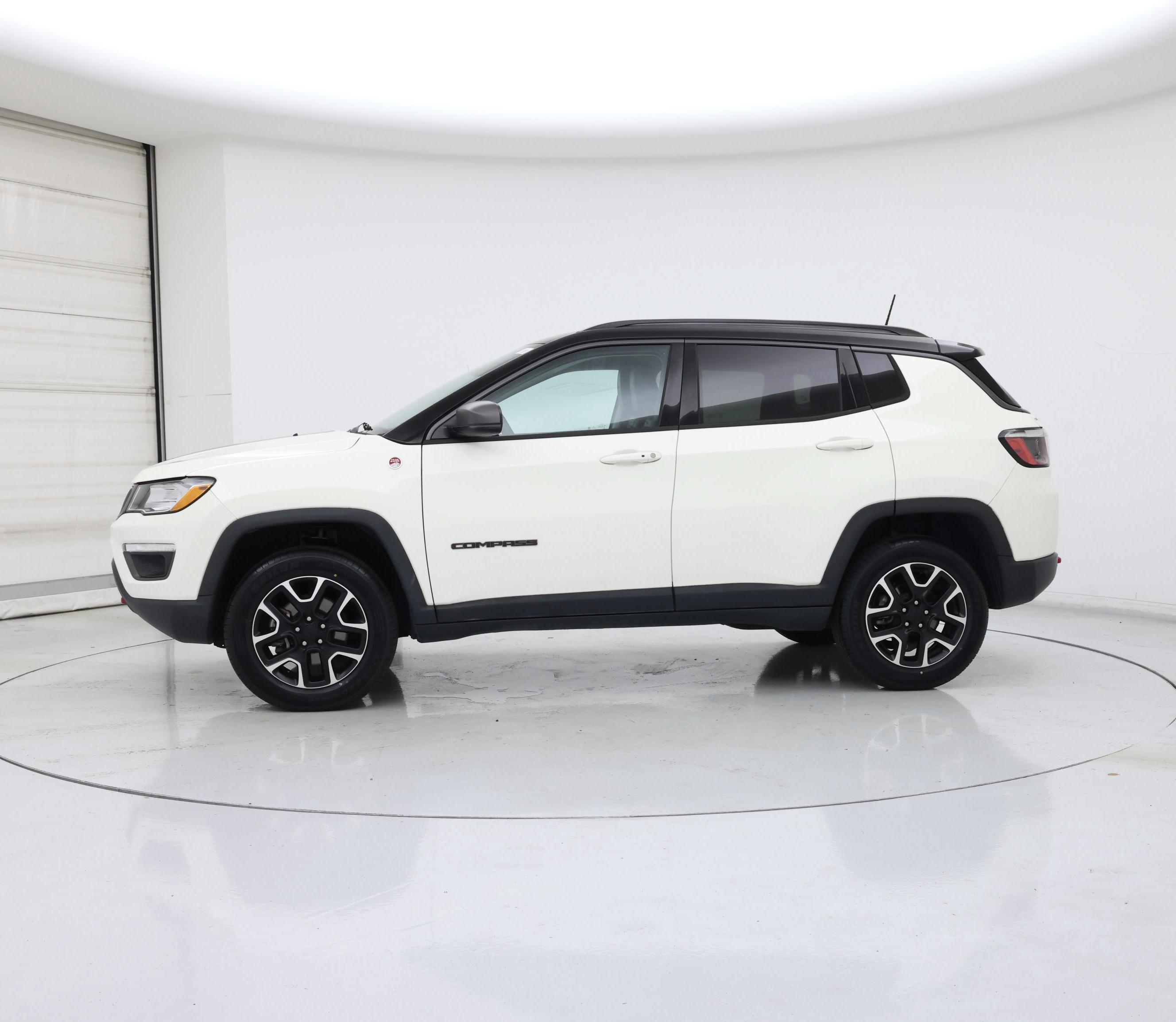 Thumbnail: 2021 Jeep Compass - 3