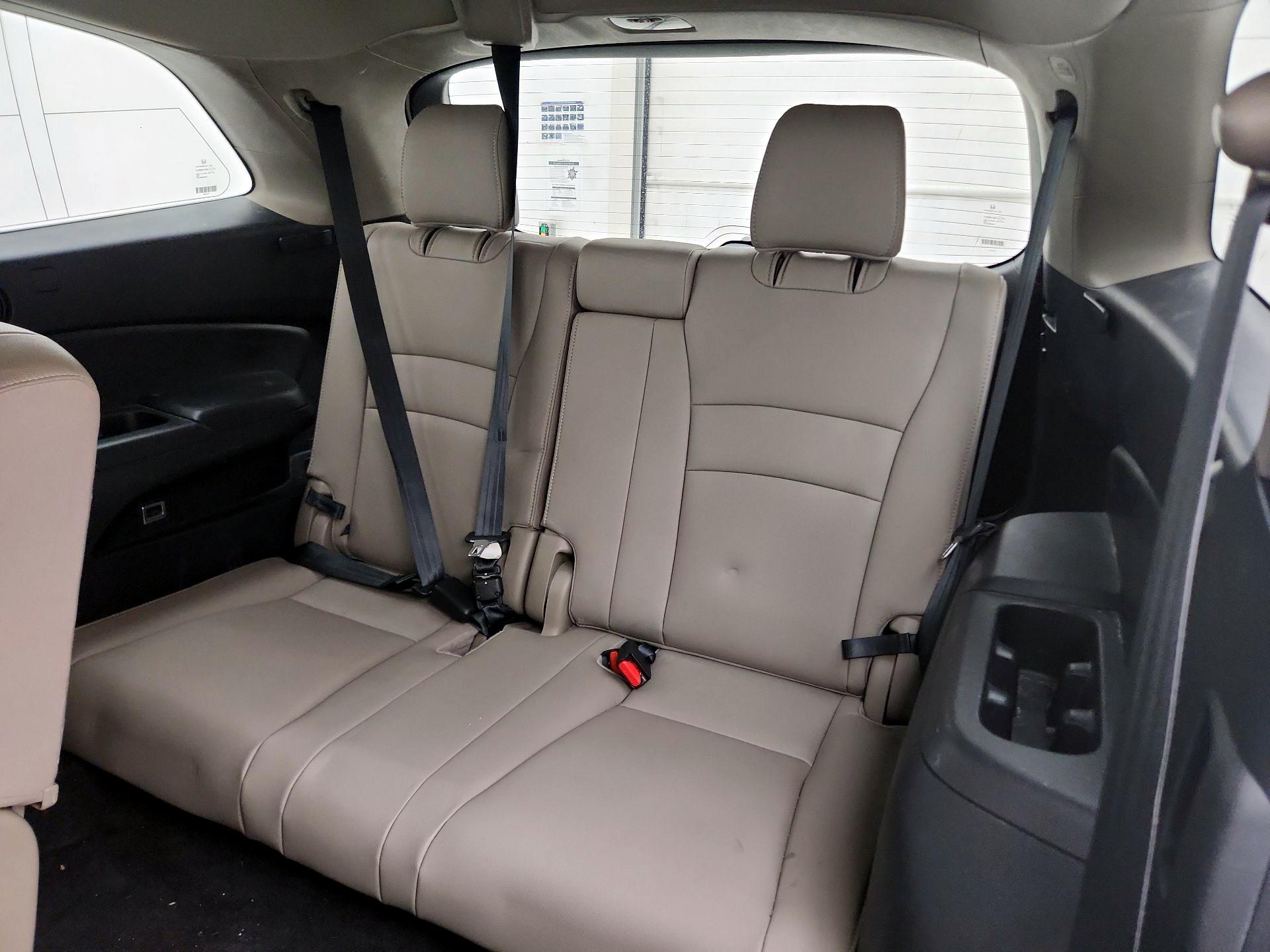 Thumbnail: 2018 Honda Pilot - 20