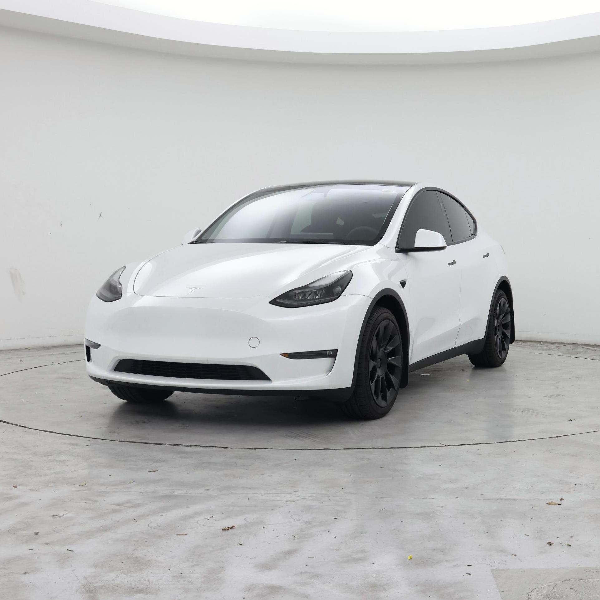 Thumbnail: 2023 Tesla Model Y - 4