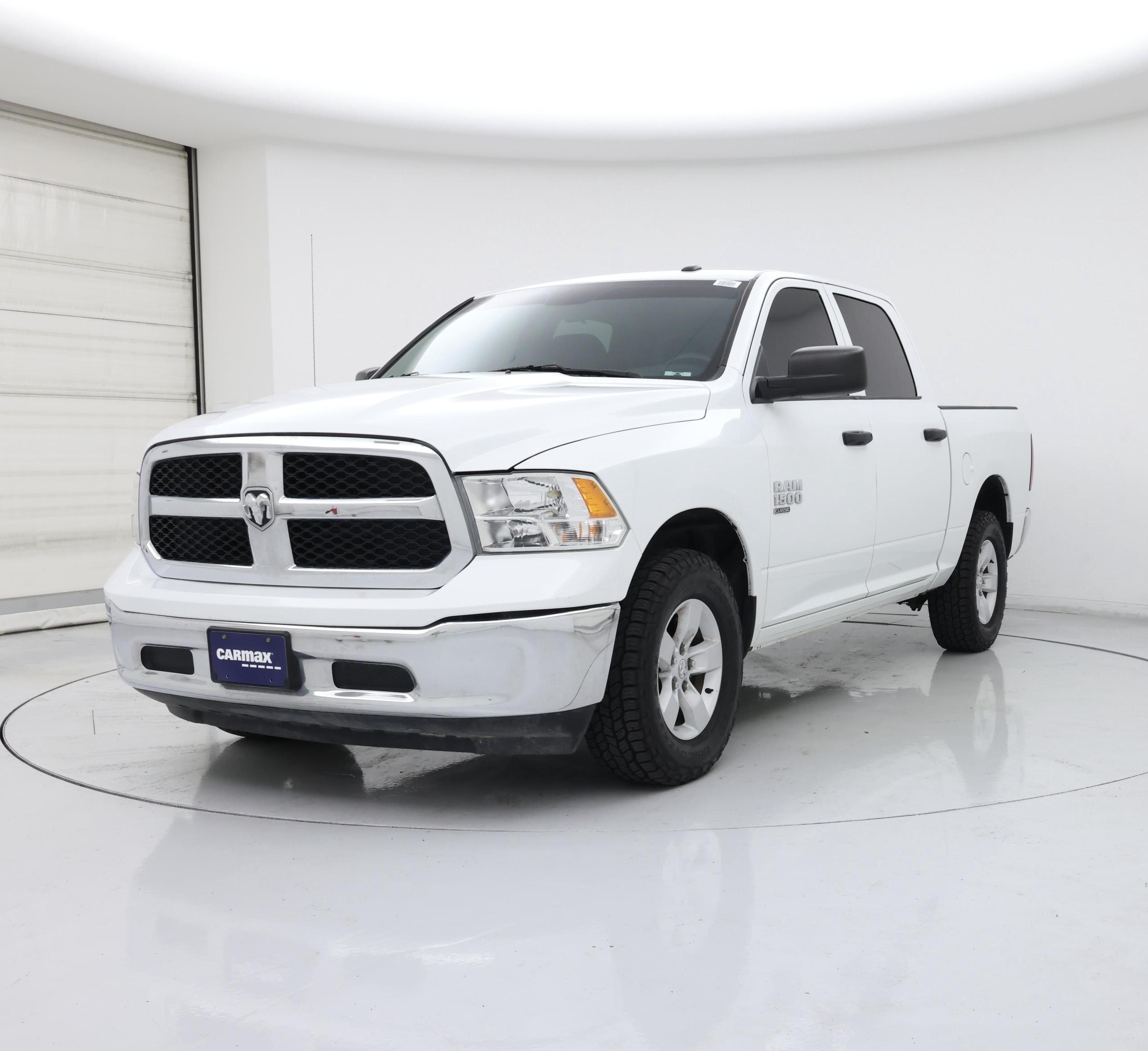 Thumbnail: 2022 RAM 1500 Classic - 4
