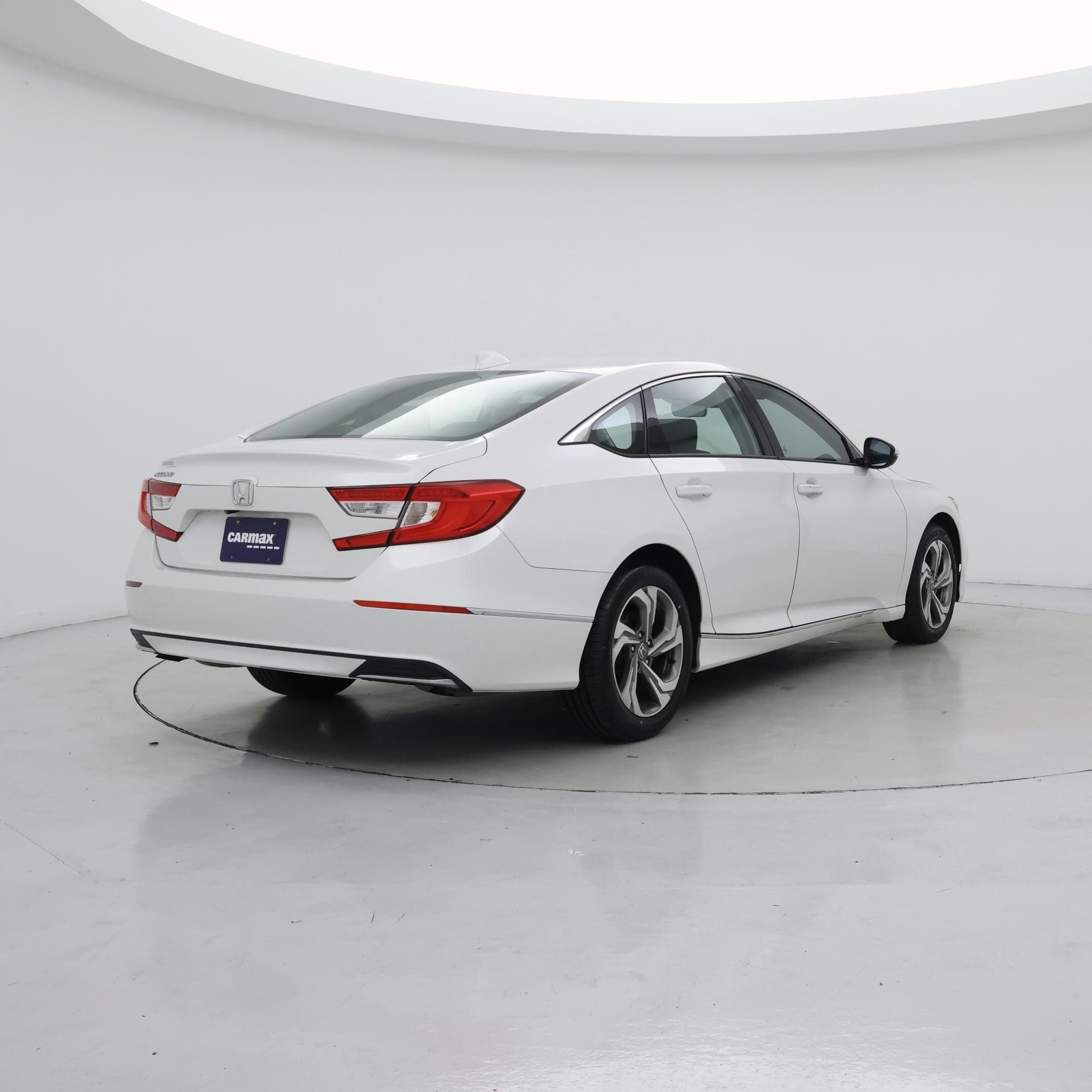 Thumbnail: 2018 Honda Accord - 8