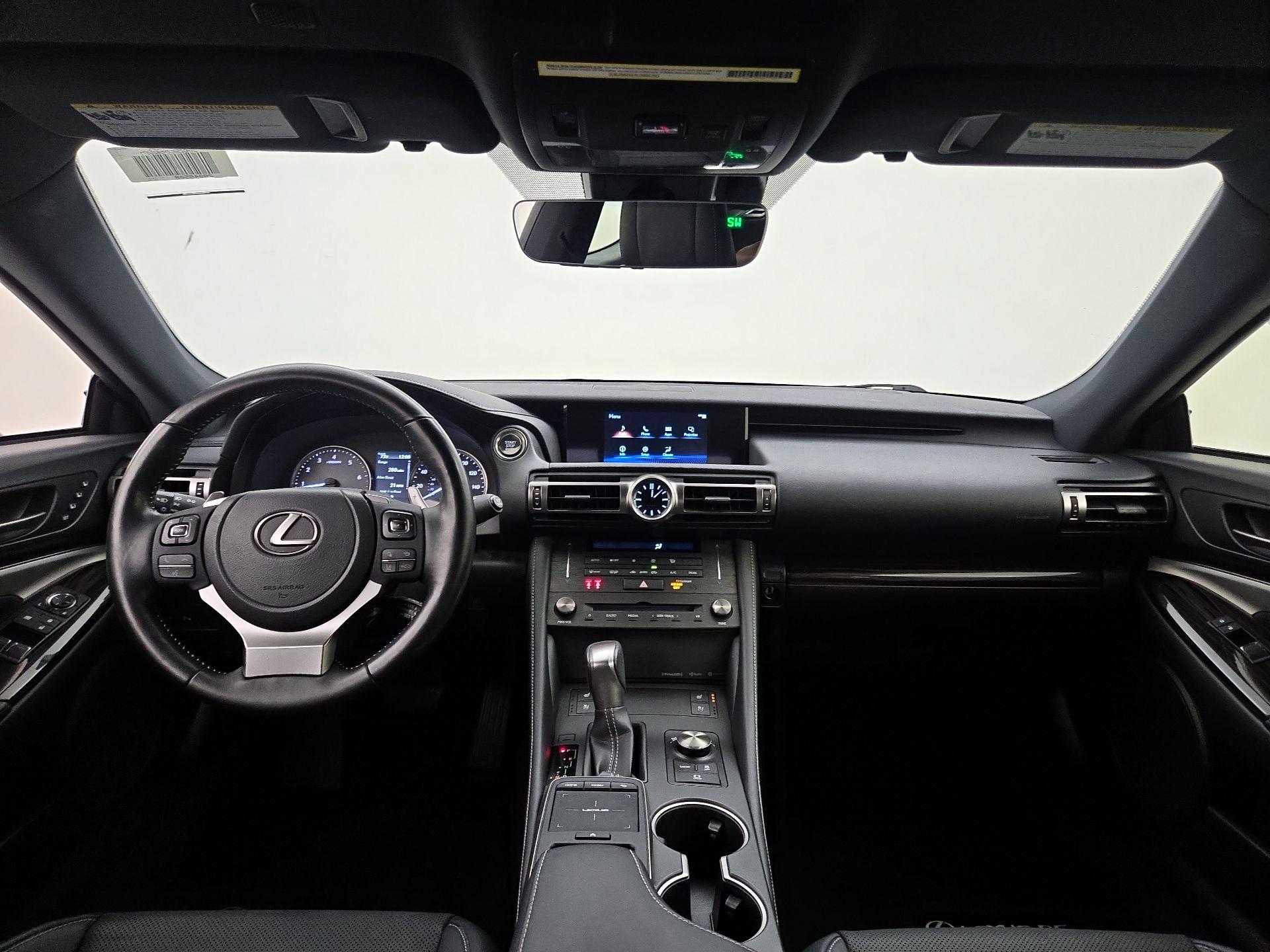 Thumbnail: 2022 Lexus RC - 9