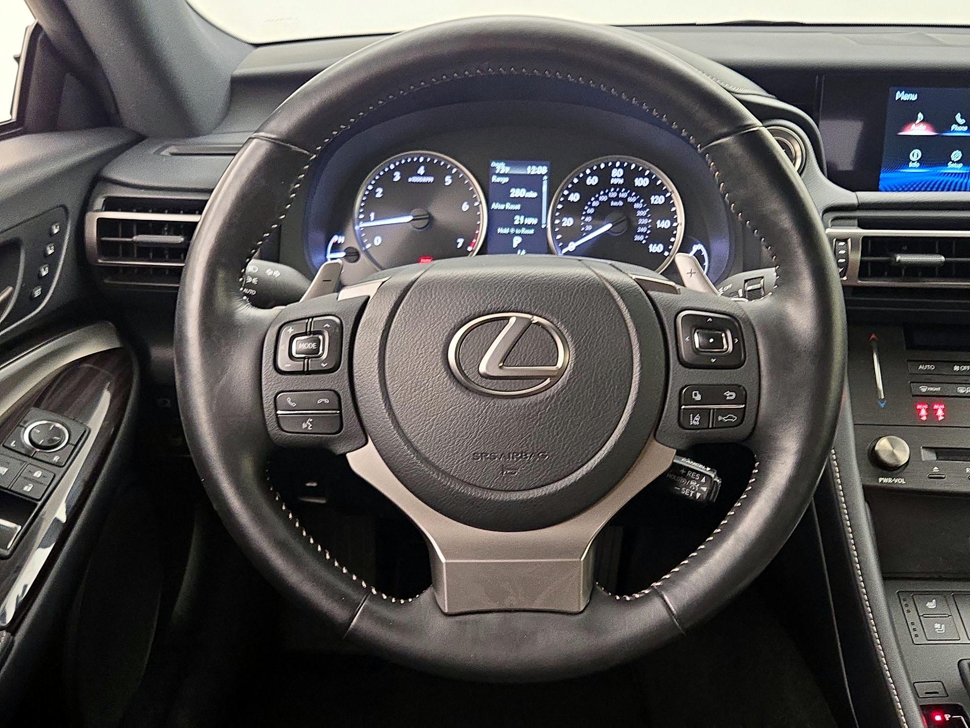 Thumbnail: 2022 Lexus RC - 10