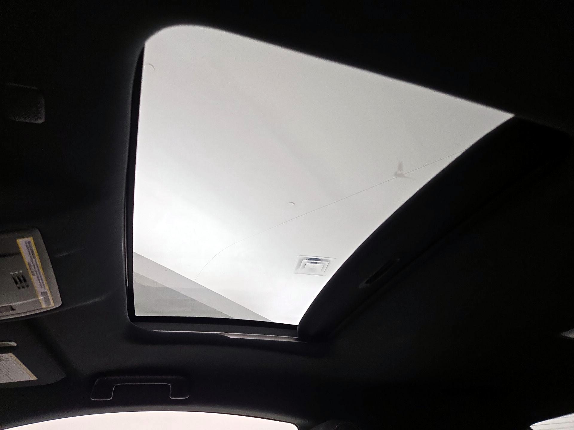 Thumbnail: 2022 Lexus RC - 19