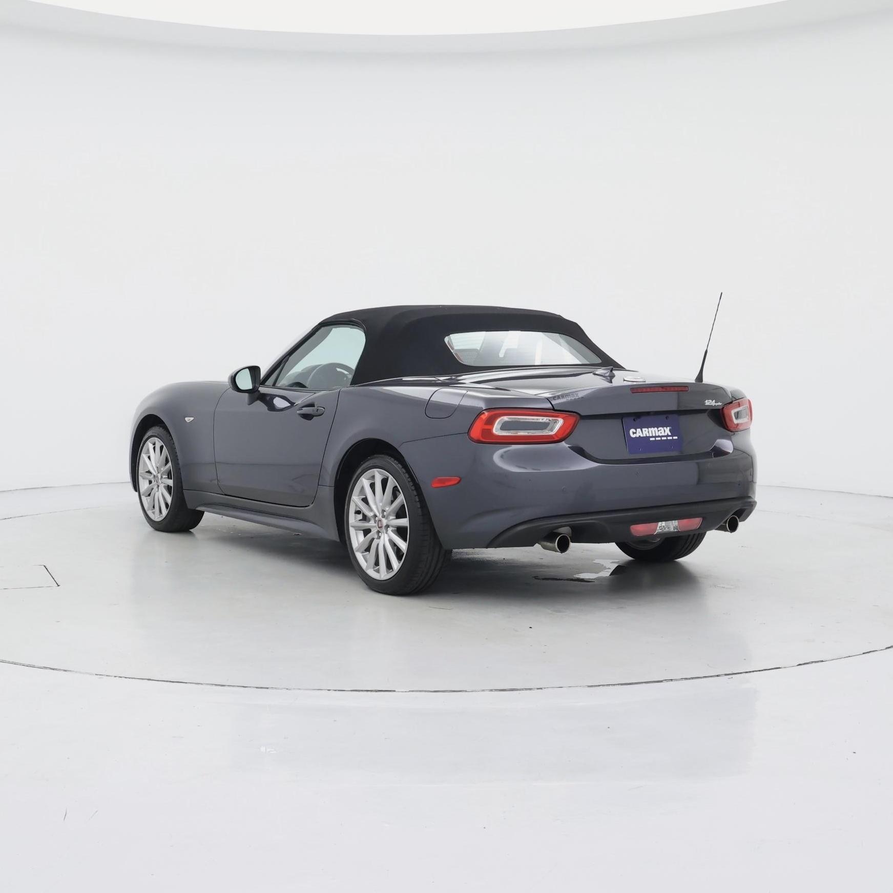 Thumbnail: 2019 Fiat 124 Spider - 2