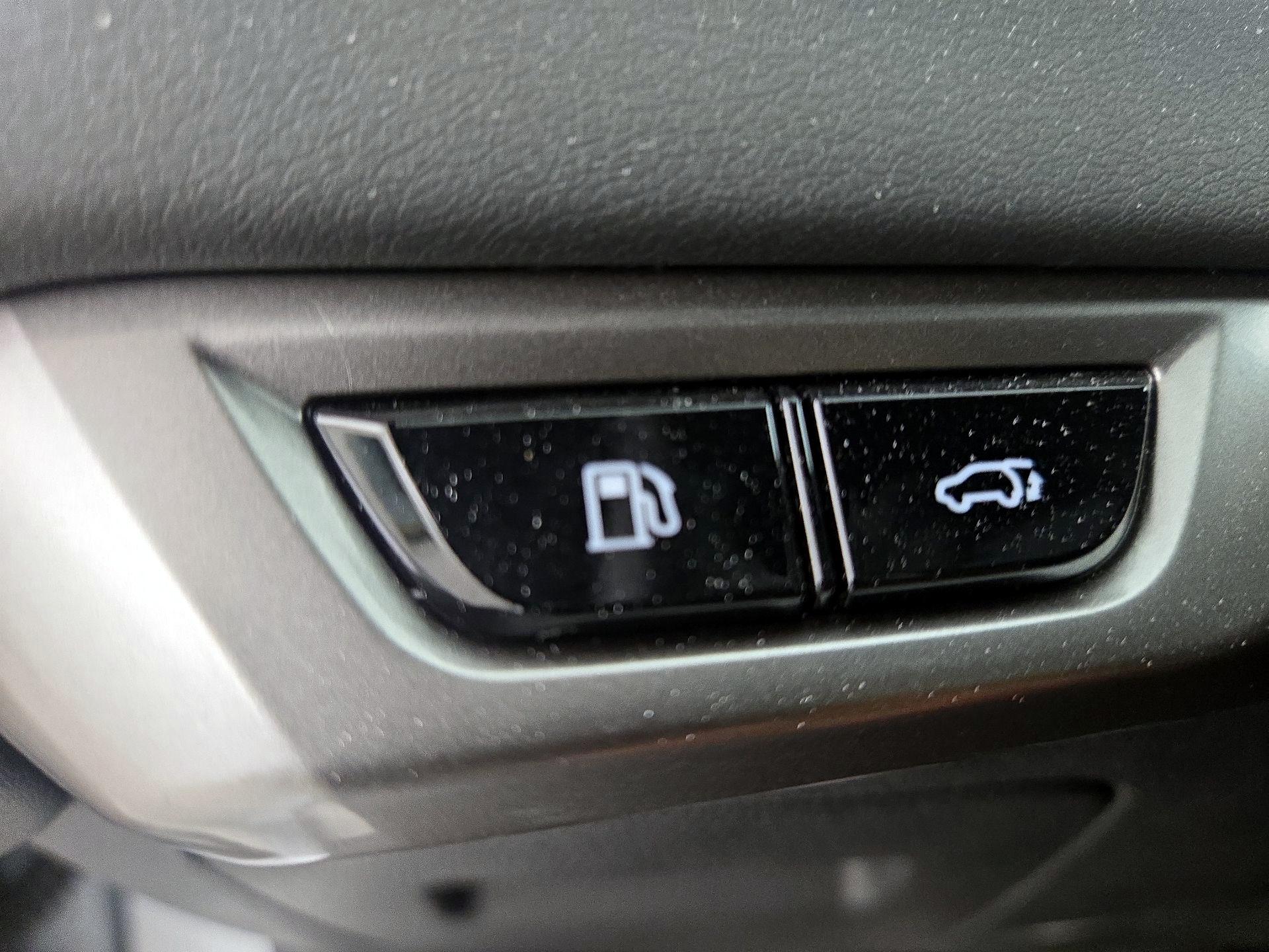 Thumbnail: 2025 Lexus RX - 13