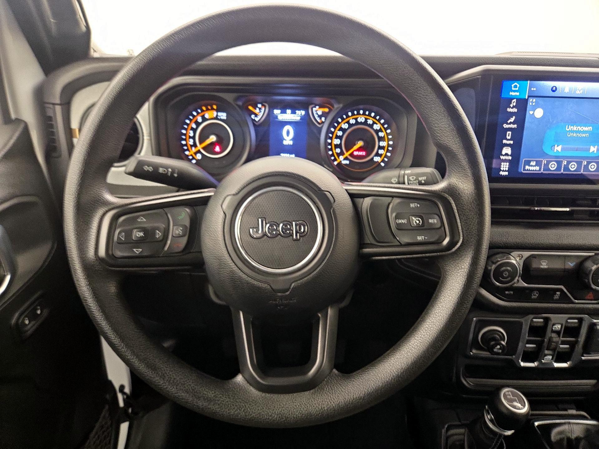 Thumbnail: 2025 Jeep Wrangler - 10