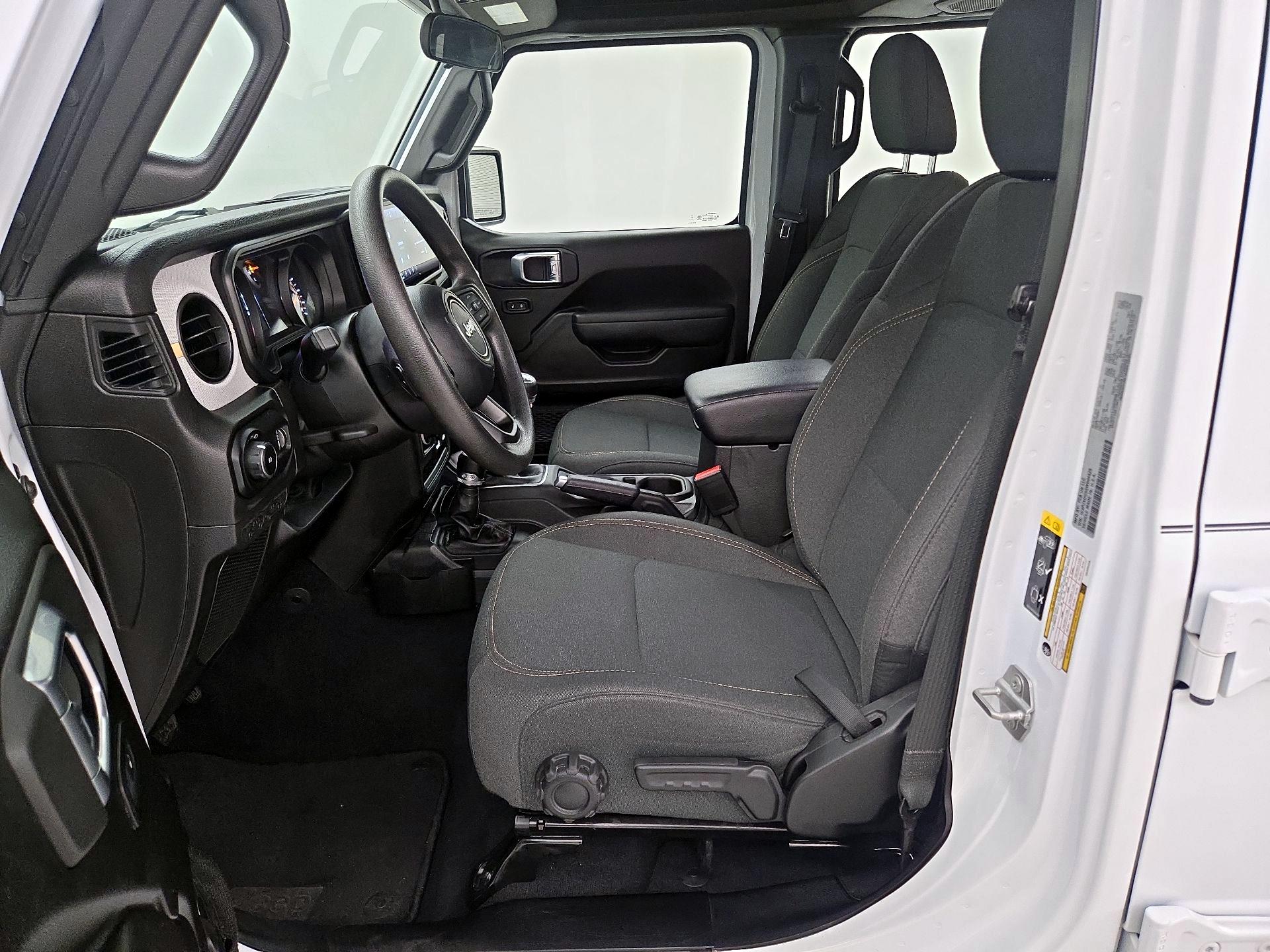 Thumbnail: 2025 Jeep Wrangler - 11